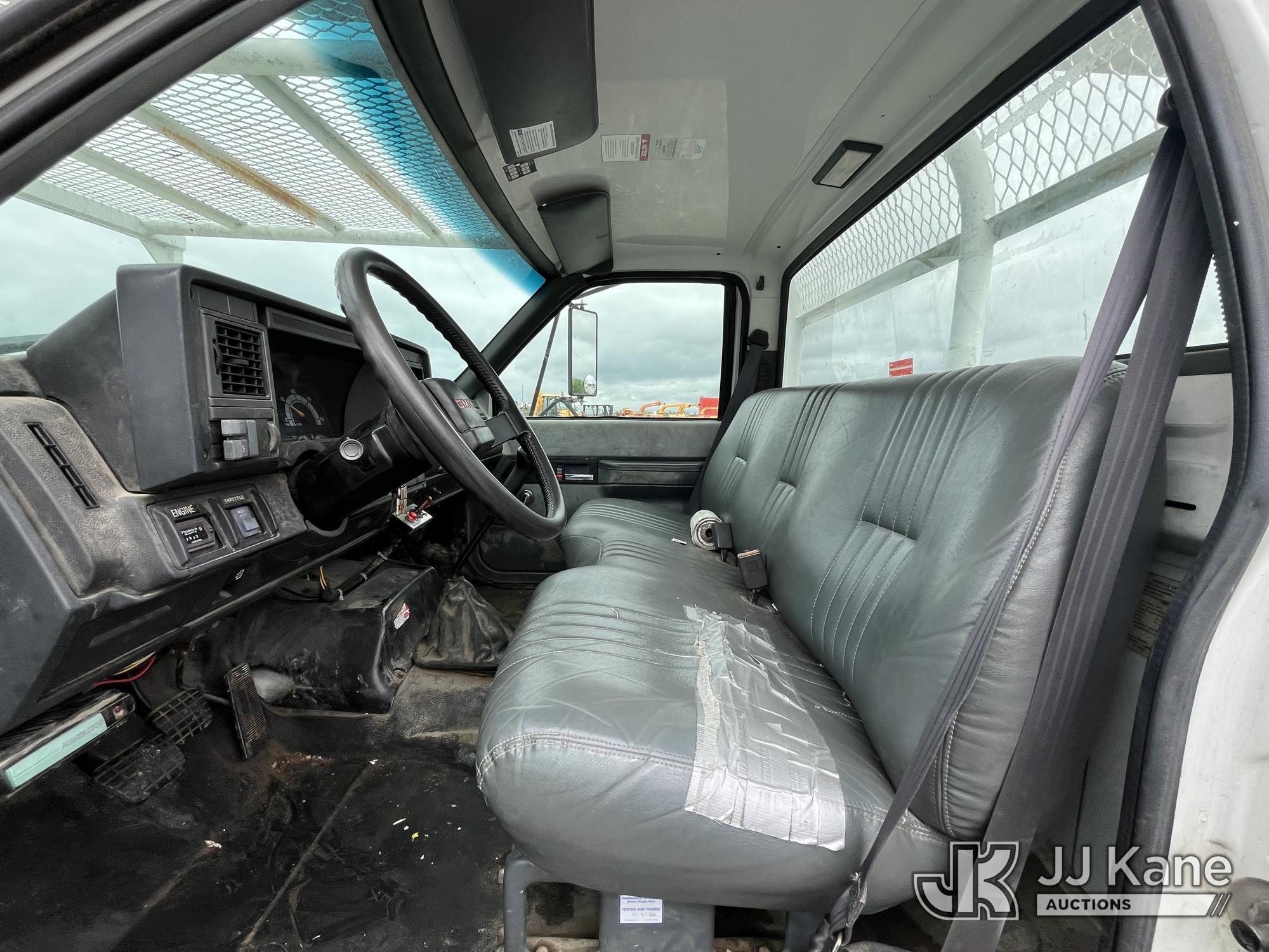 (Hawk Point, MO) Teco V5A-55IP-2TFE2, Bucket Truck rear mounted on 2000 GMC C7H042 Utility Truck Run