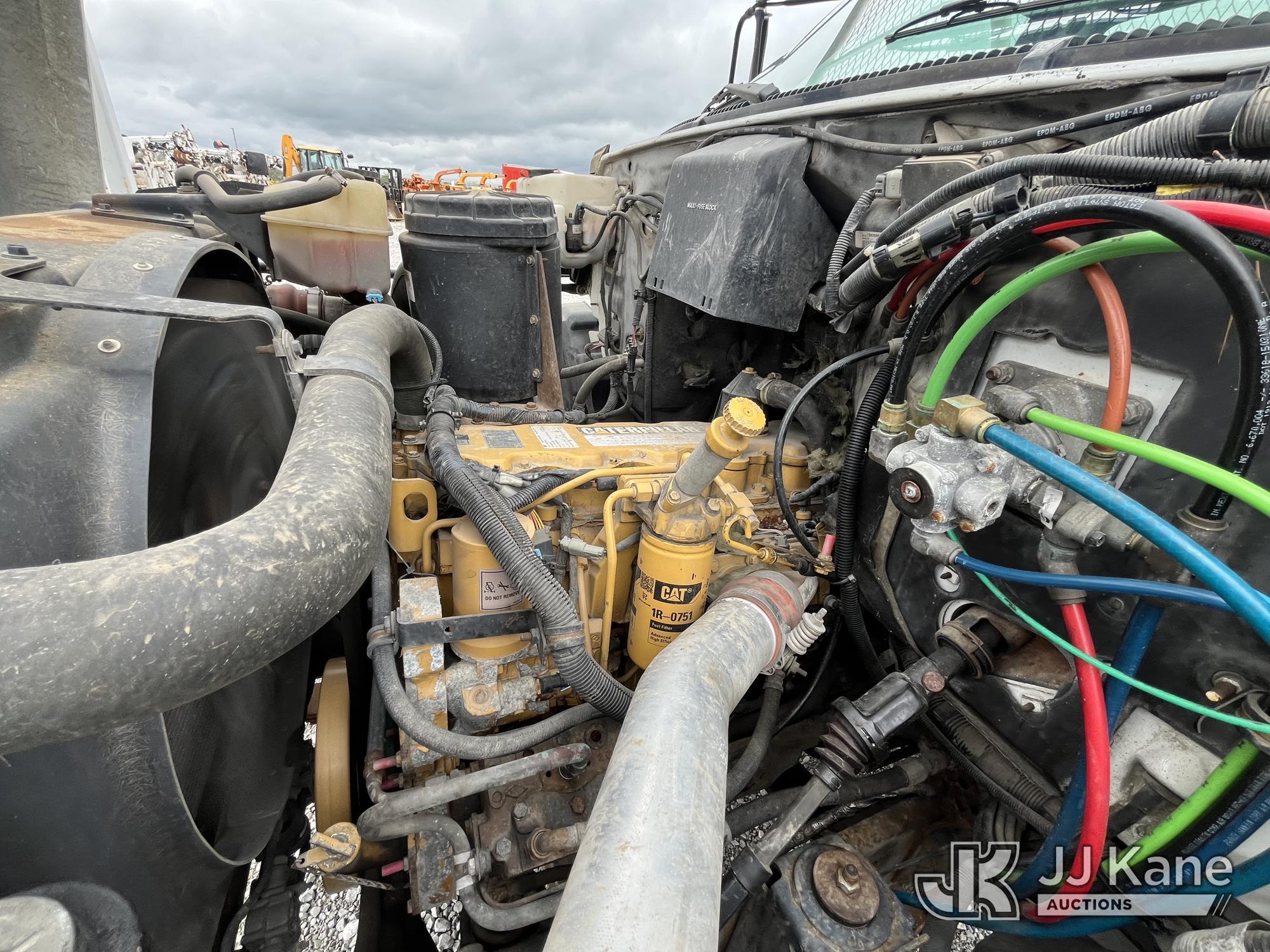 (Hawk Point, MO) Teco V5A-55IP-2TFE2, Bucket Truck rear mounted on 2000 GMC C7H042 Utility Truck Run
