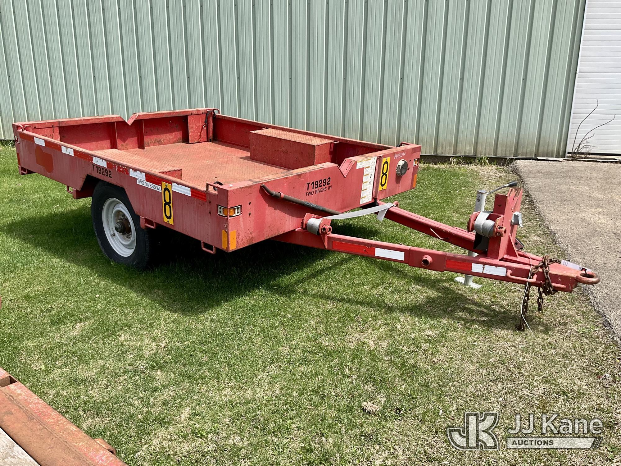 (Neenah, WI) 2015 Chilton S/A Pole/Material Trailer