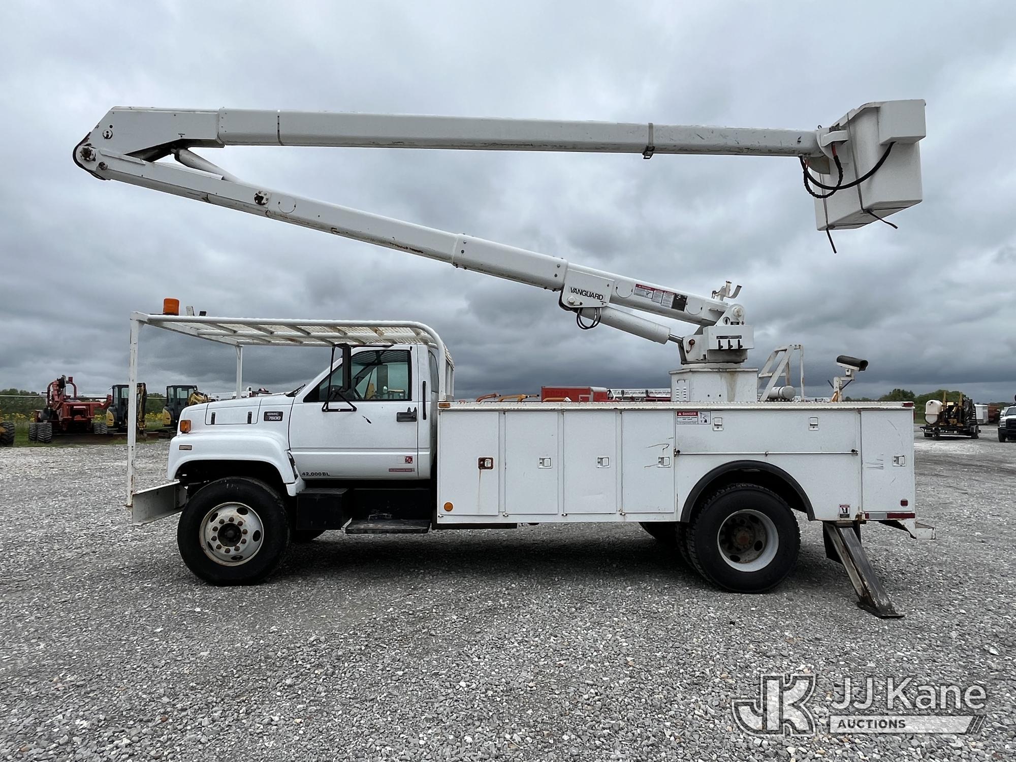 (Hawk Point, MO) Teco V5A-55IP-2TFE2, Bucket Truck rear mounted on 2000 GMC C7H042 Utility Truck Run