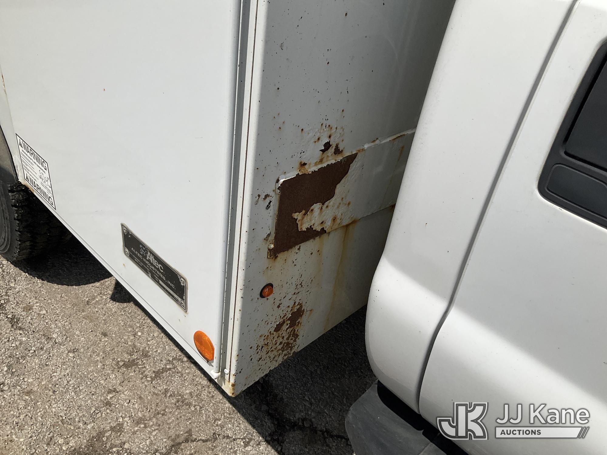 (Kansas City, MO) Altec AT37G, Articulating & Telescopic Bucket Truck mounted behind cab on 2015 For