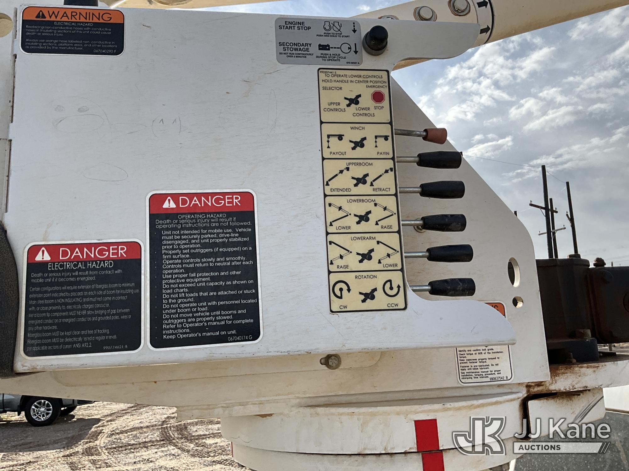 (Tahoka, TX) Altec AT41-M, Articulating & Telescopic Material Handling Bucket Truck mounted behind c