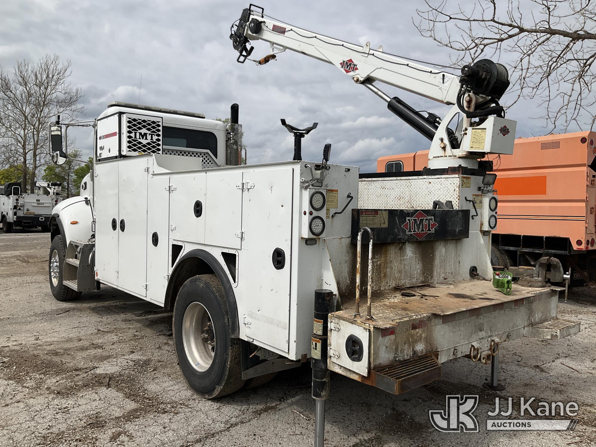 (Kansas City, MO) 2017 PETERBILT 337 Mechanics Service Truck Runs, Crane Operates) (Does Not Move, J