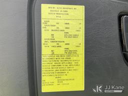 (Waxahachie, TX) Altec D4065B-TR, Digger Derrick rear mounted on 2013 International 7400 6x6 T/A Uti