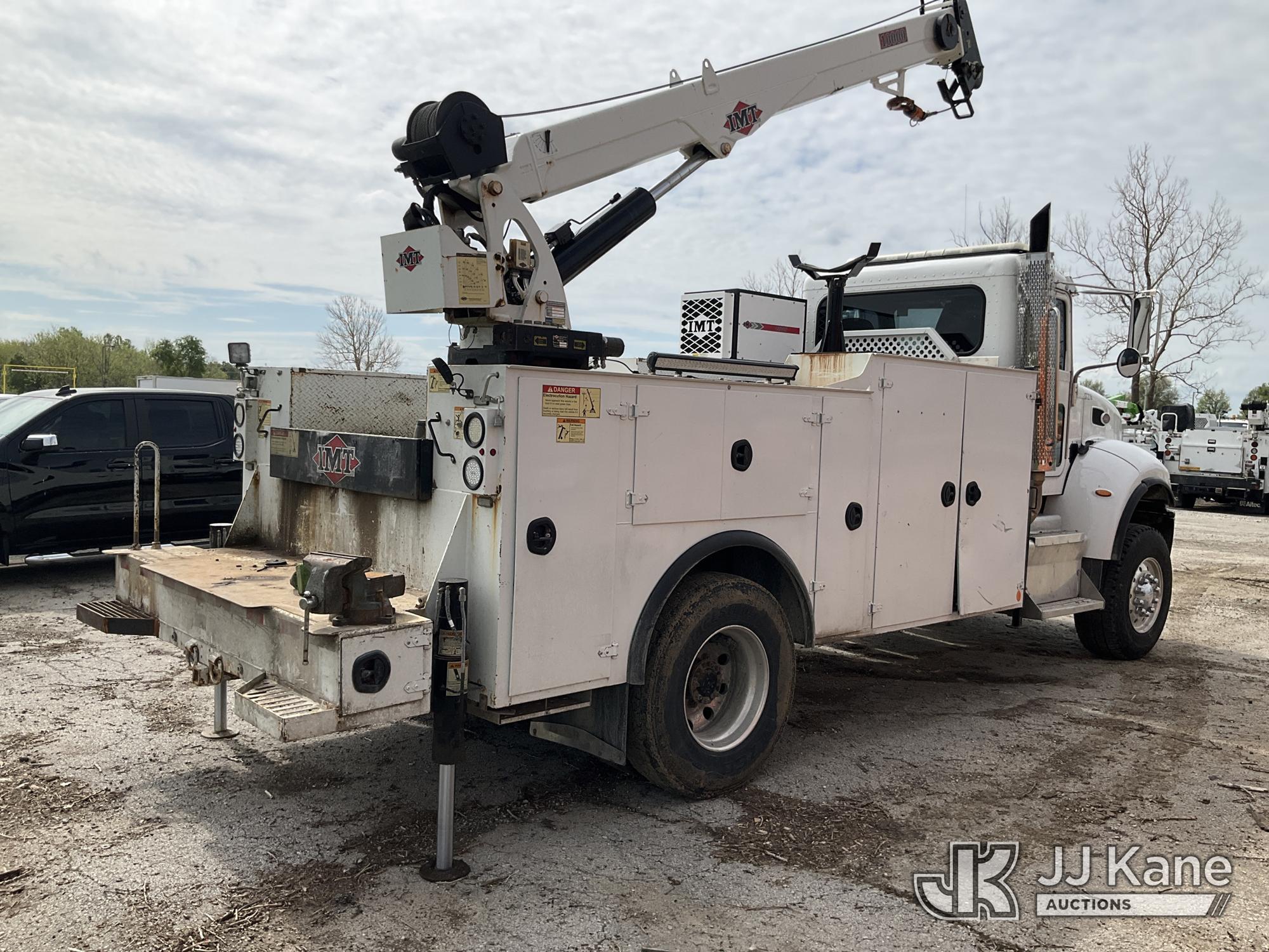 (Kansas City, MO) 2017 PETERBILT 337 Mechanics Service Truck Runs, Crane Operates) (Does Not Move, J