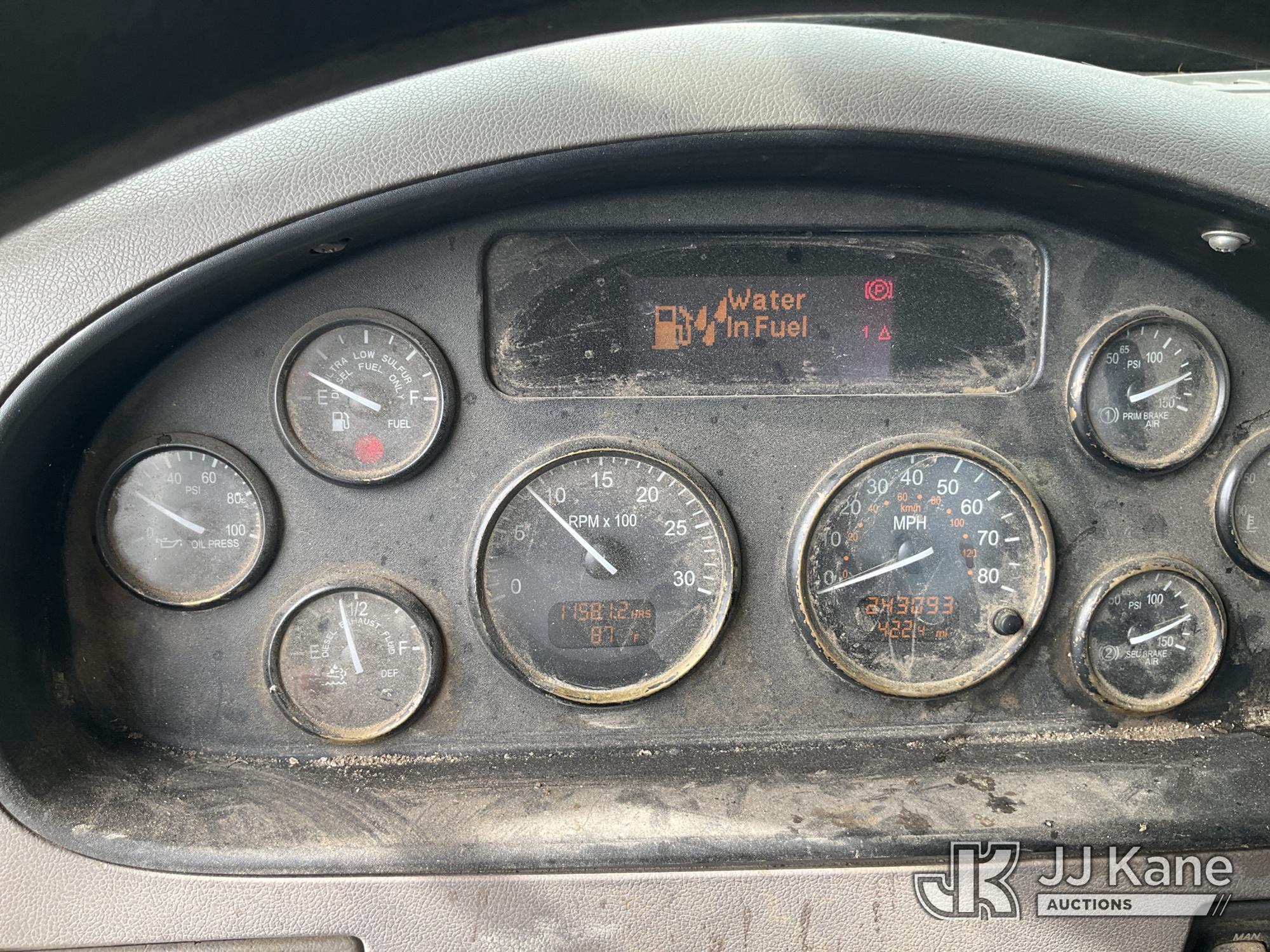 (Kansas City, MO) 2017 PETERBILT 337 Mechanics Service Truck Runs, Crane Operates) (Does Not Move, J