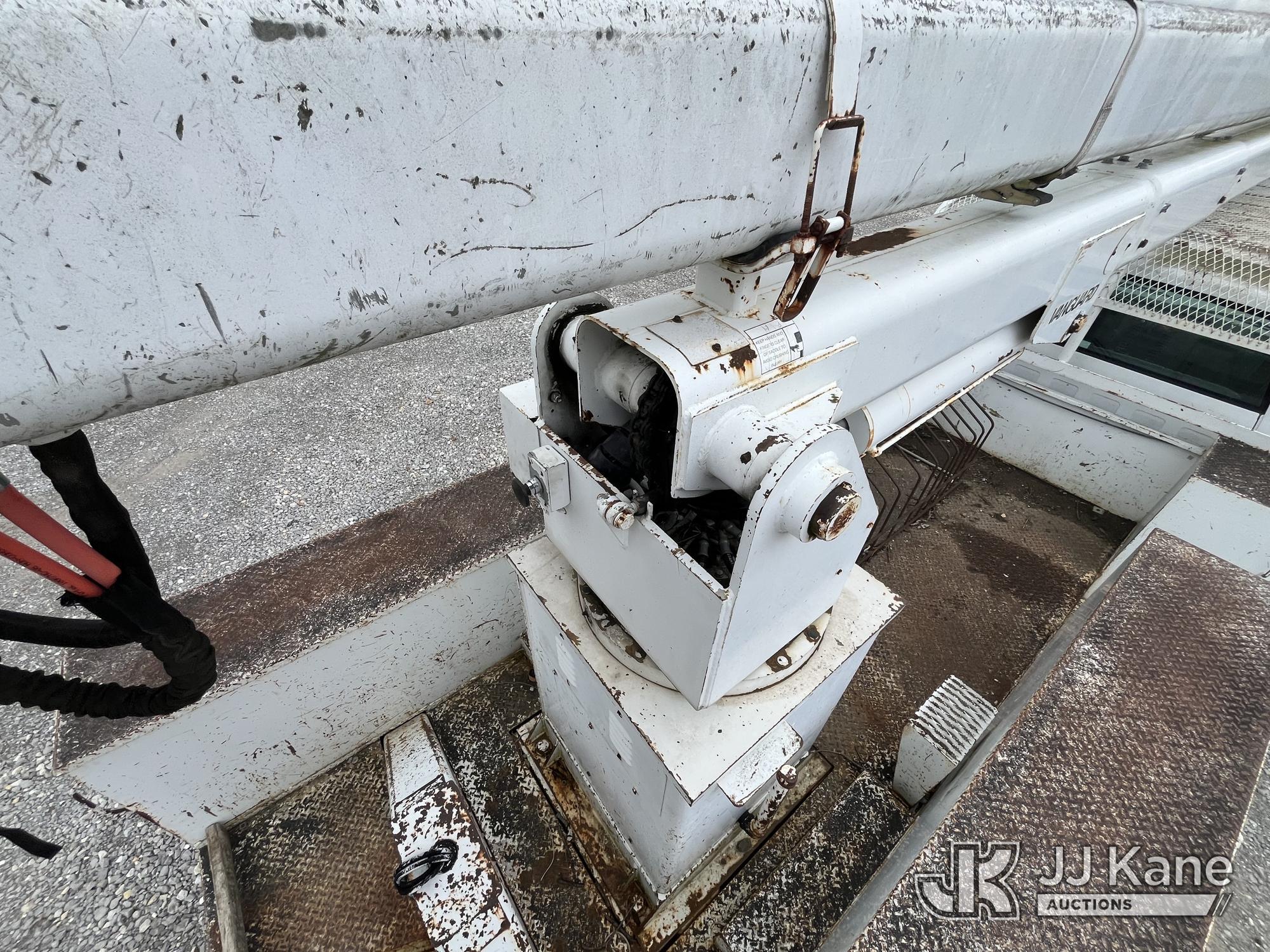 (Hawk Point, MO) Teco V5A-55IP-2TFE2, Bucket Truck rear mounted on 2000 GMC C7H042 Utility Truck Run