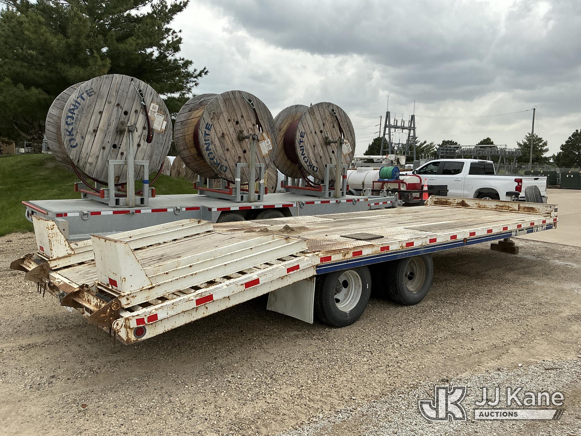 (Marion, IA) 2007 Eager Beaver 10HA-PT T/A Tagalong Equipment Trailer
