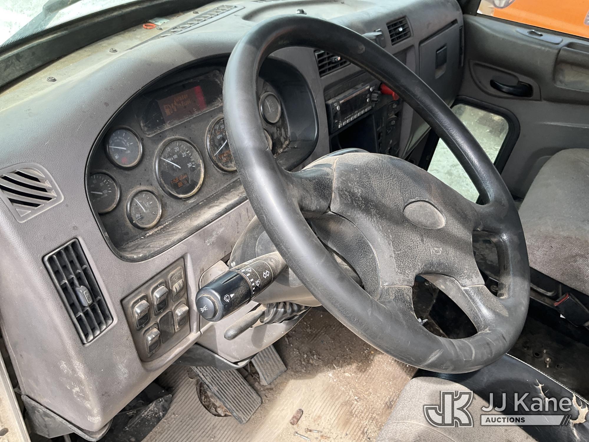 (Kansas City, MO) 2017 PETERBILT 337 Mechanics Service Truck Runs, Crane Operates) (Does Not Move, J