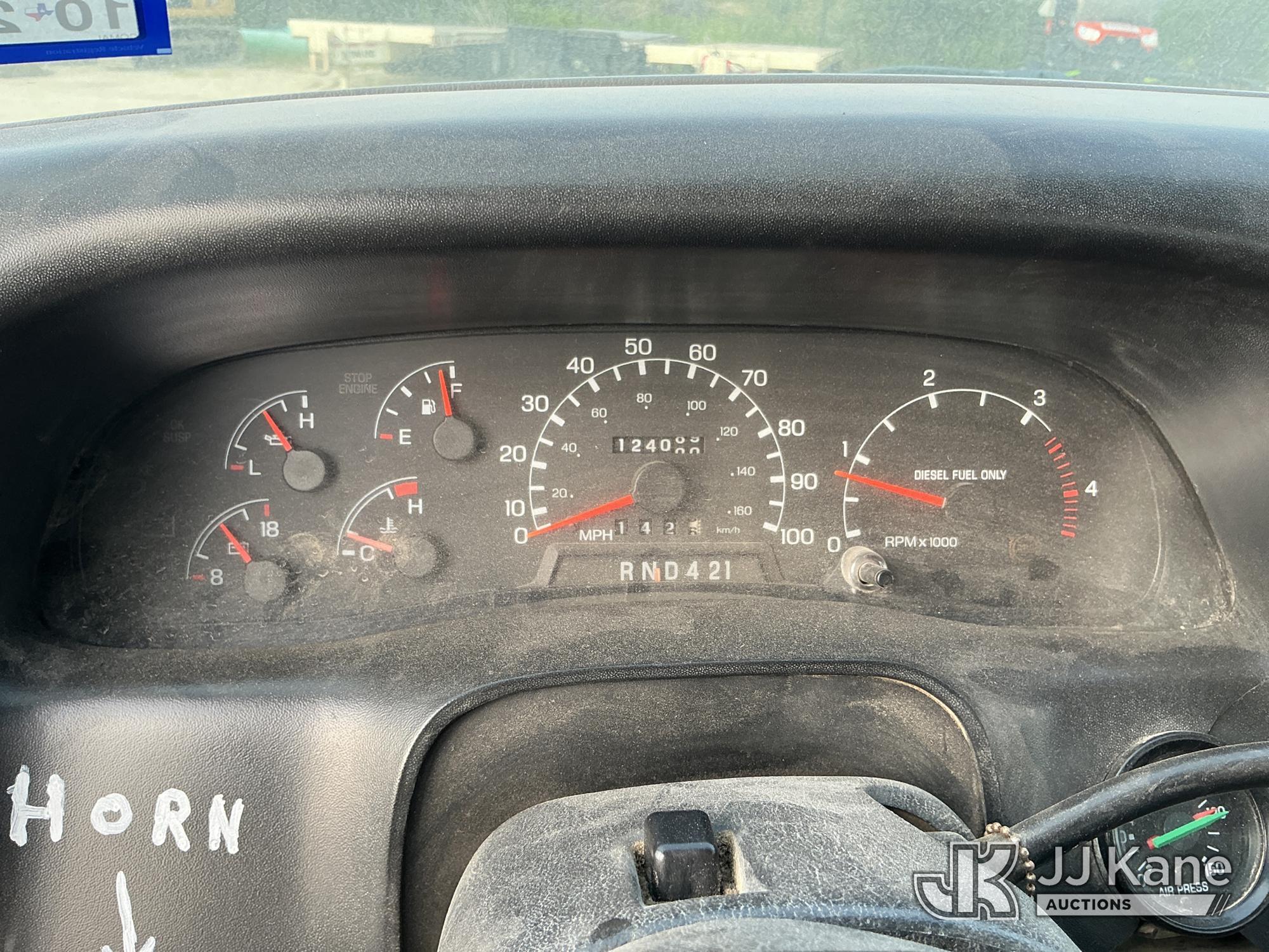 (San Antonio, TX) 2004 Ford F-650 Service Truck, Utility Company Owned and Maintained Runs & Moves)