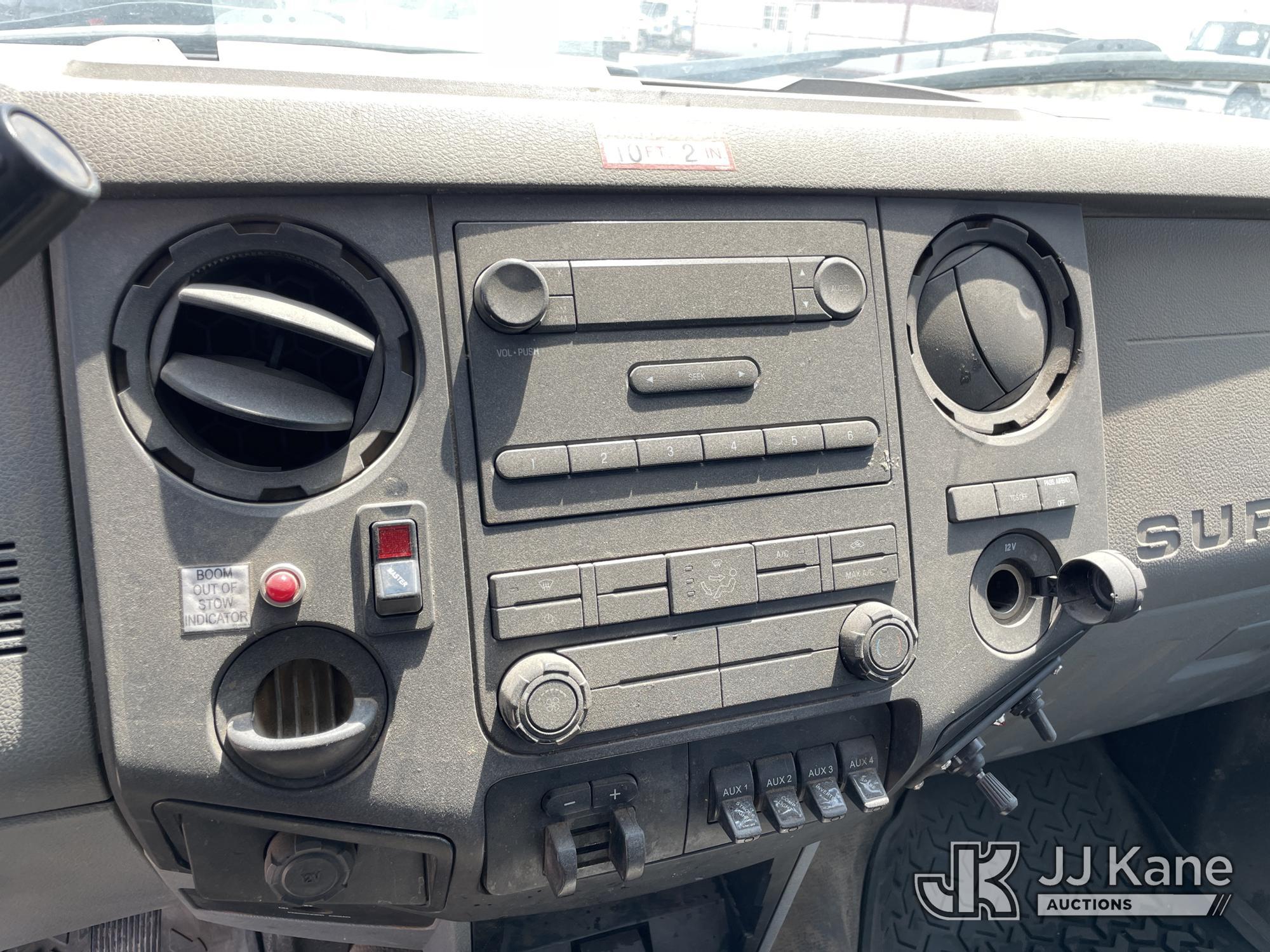 (Odessa, TX) Altec AT200-A, Telescopic Non-Insulated Bucket Truck mounted behind cab on 2012 Ford F4