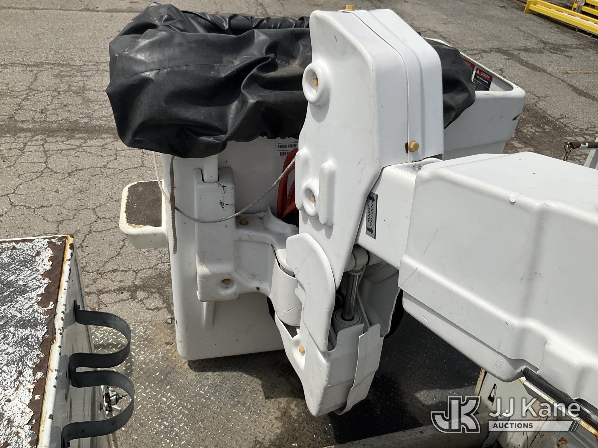 (Kansas City, MO) Altec AT37G, Articulating & Telescopic Bucket Truck mounted behind cab on 2015 For