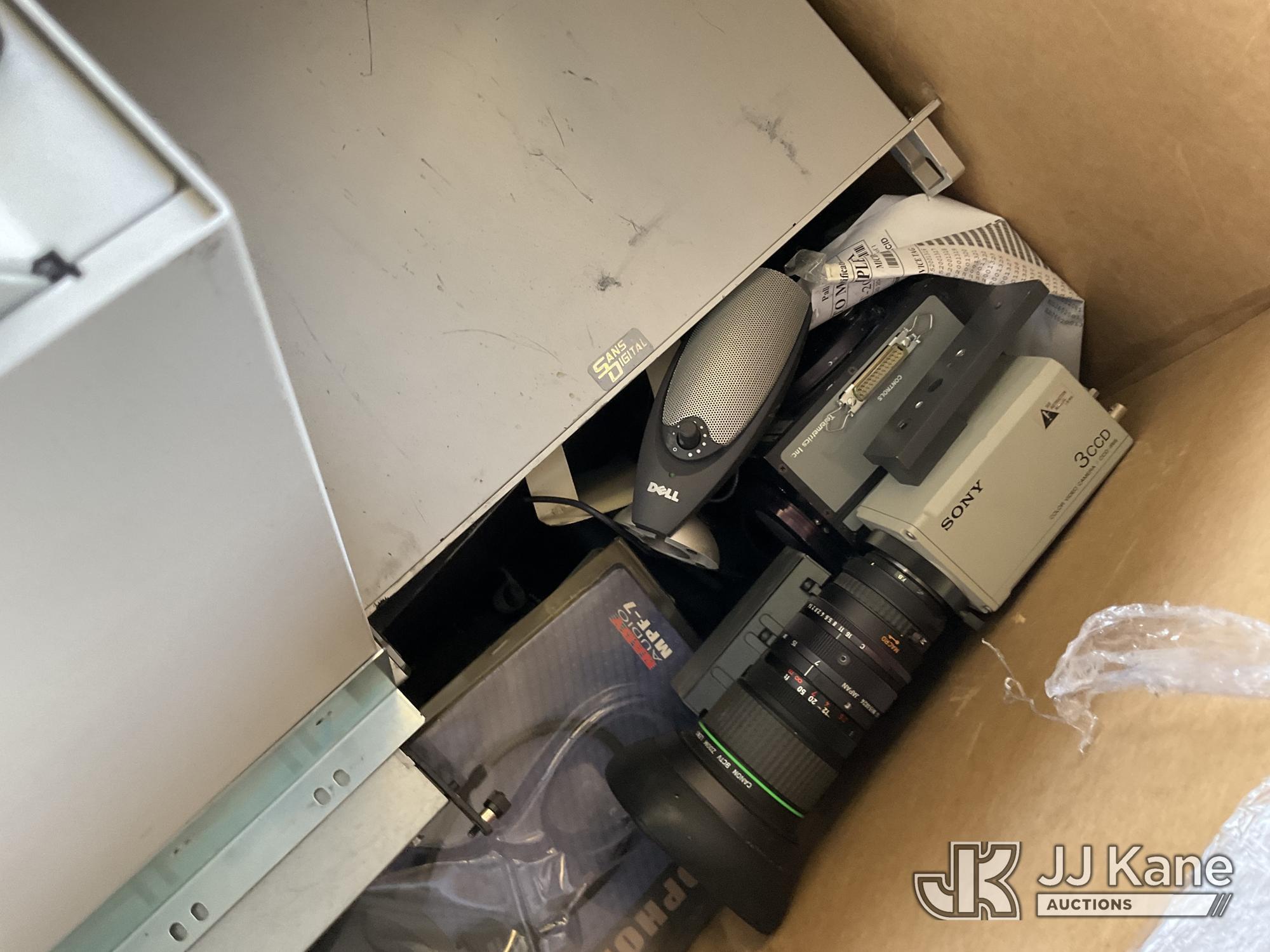 (Jurupa Valley, CA) (2 Pallets) Electronics (Used) NOTE: This unit is being sold AS IS/WHERE IS via