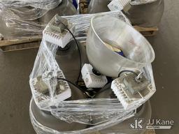 (Jurupa Valley, CA) (3 Pallets) Lights (Used) NOTE: This unit is being sold AS IS/WHERE IS via Timed