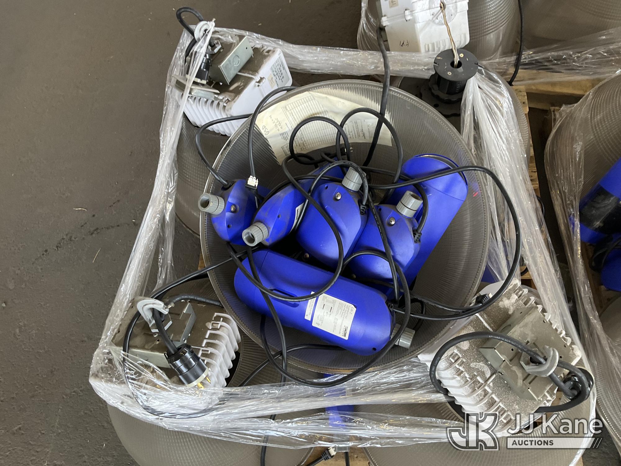 (Jurupa Valley, CA) (3 Pallets) Lights (Used) NOTE: This unit is being sold AS IS/WHERE IS via Timed