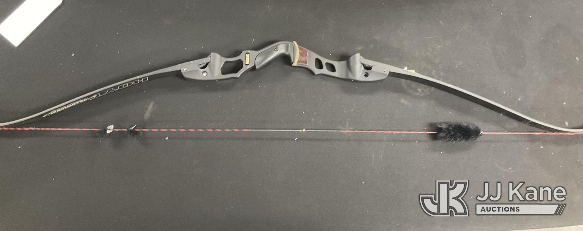 (Jurupa Valley, CA) Bow & Arrow (Used) NOTE: This unit is being sold AS IS/WHERE IS via Timed Auctio