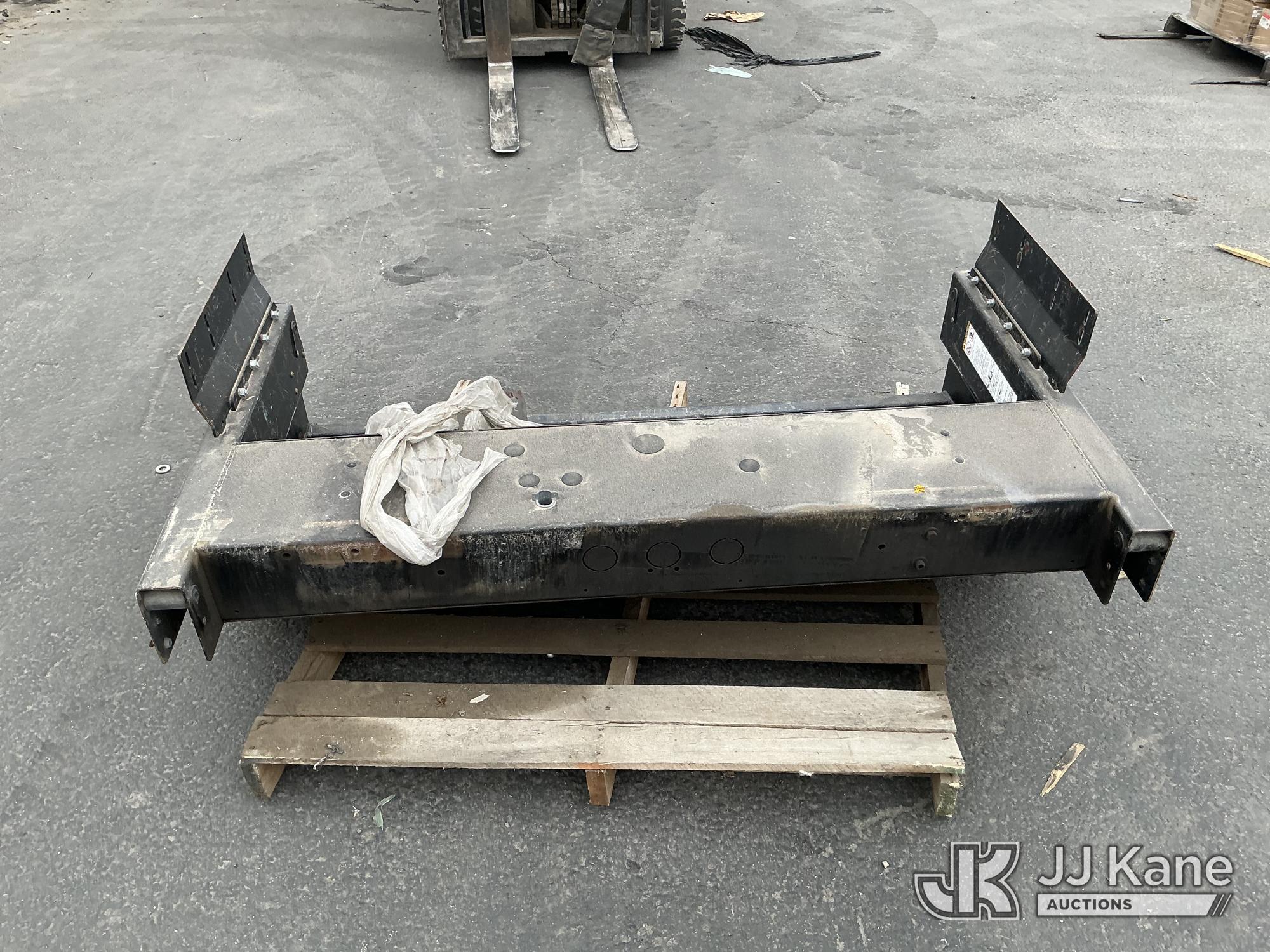 (Jurupa Valley, CA) Lift Gate (Used ) NOTE: This unit is being sold AS IS/WHERE IS via Timed Auction
