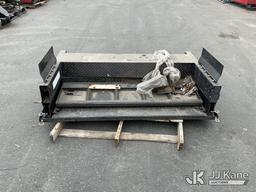 (Jurupa Valley, CA) Lift Gate (Used ) NOTE: This unit is being sold AS IS/WHERE IS via Timed Auction