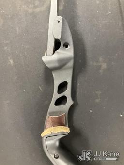 (Jurupa Valley, CA) Bow & Arrow (Used) NOTE: This unit is being sold AS IS/WHERE IS via Timed Auctio