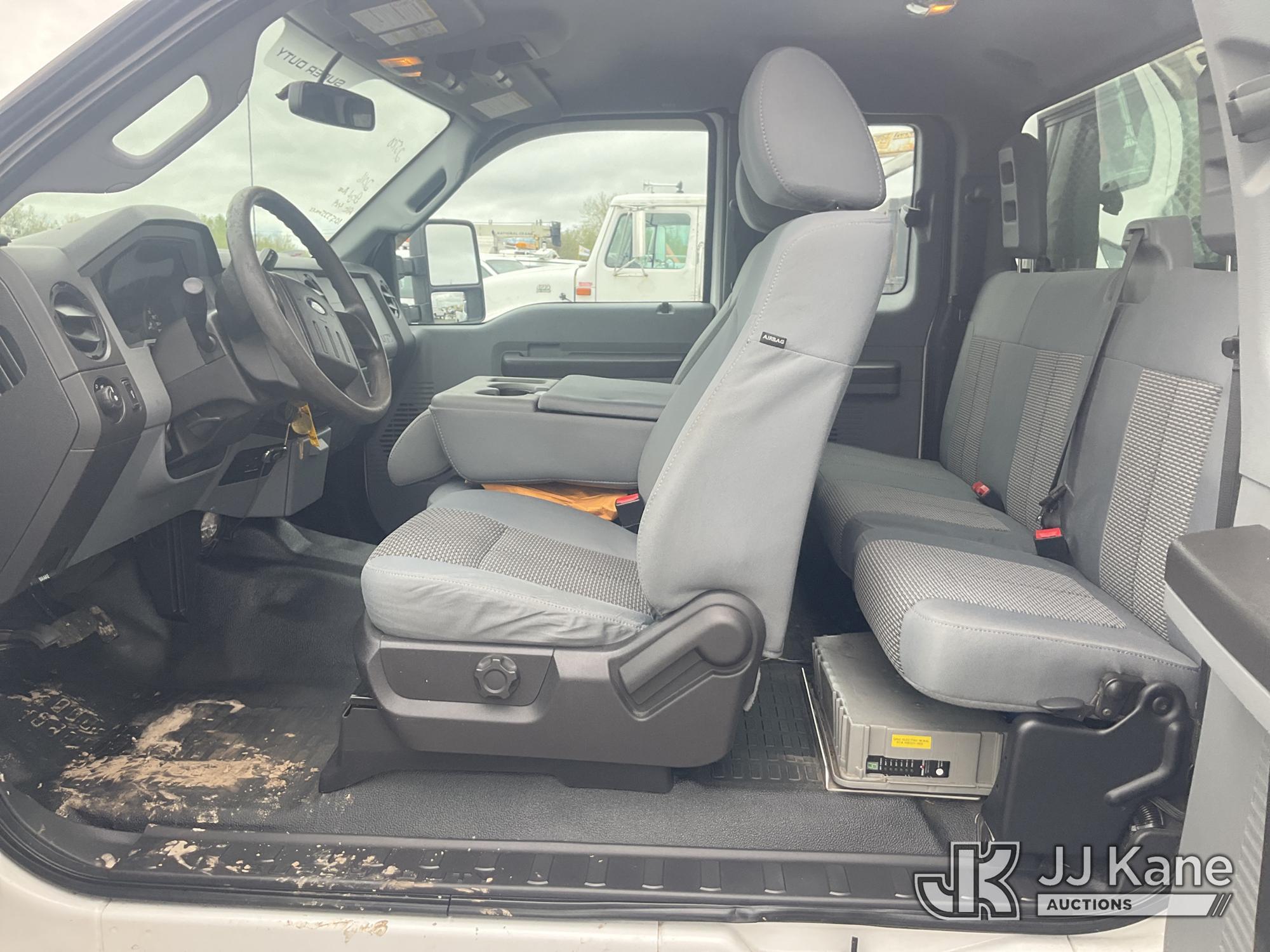 (Rome, NY) 2016 Ford F250 4x4 Extended-Cab Pickup Truck Runs & Moves, Body & Rust Damage