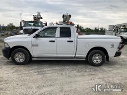 (Shrewsbury, MA) 2017 RAM 1500 4x4 Extended-Cab Pickup Truck Runs & Moves) (Damaged Drive side Taill