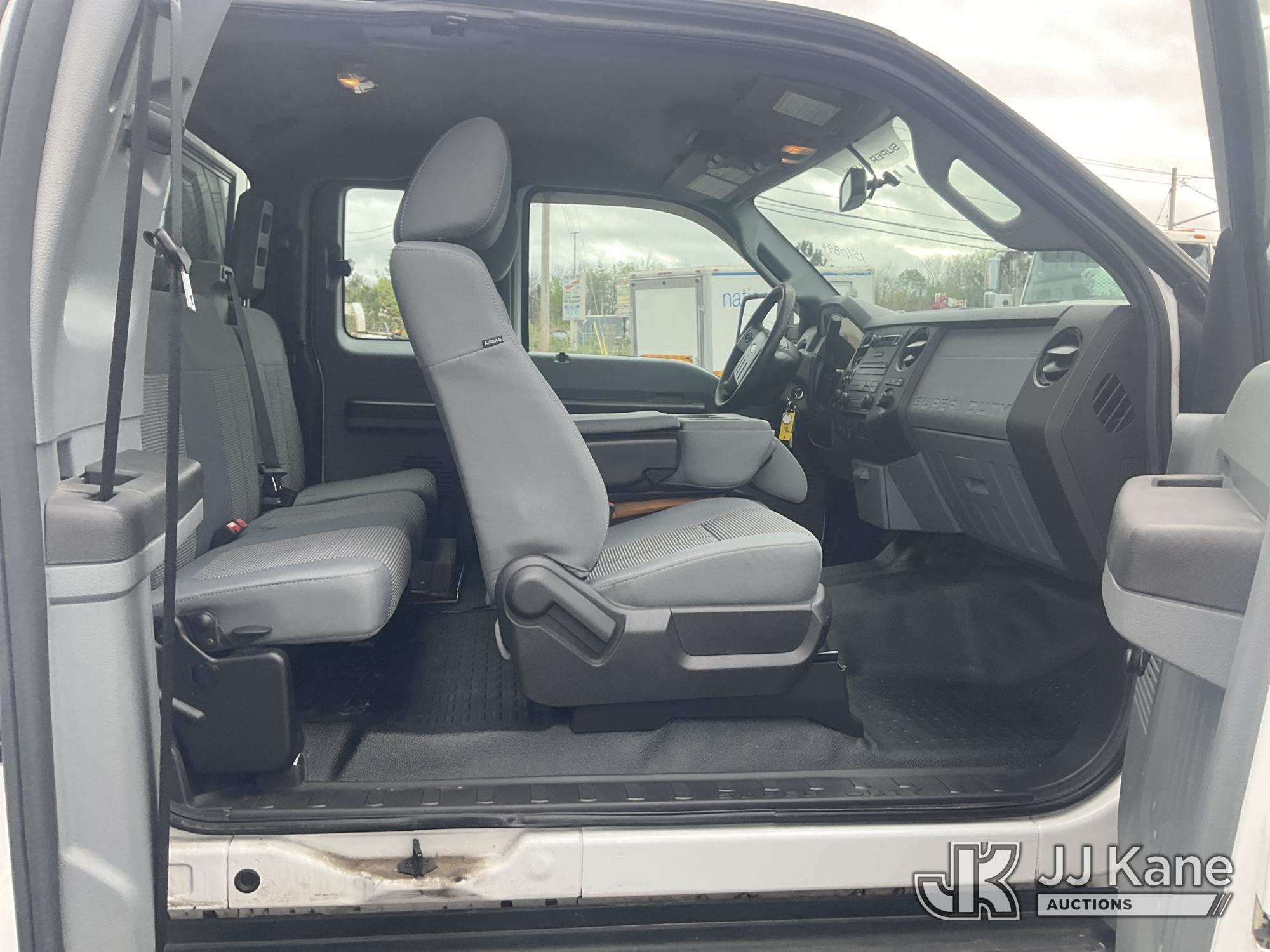 (Rome, NY) 2016 Ford F250 4x4 Extended-Cab Pickup Truck Runs & Moves, Body & Rust Damage