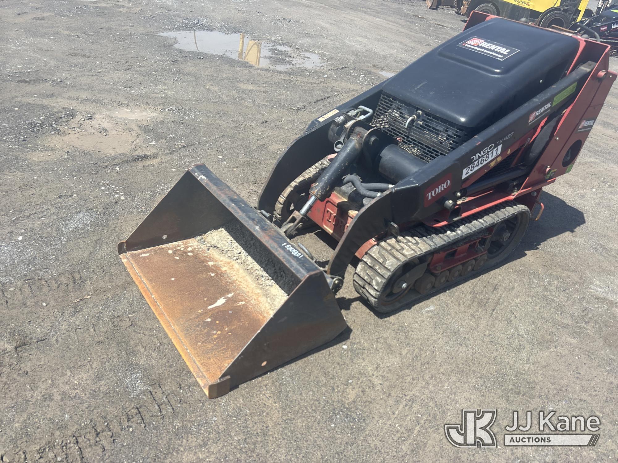 (Rome, NY) 2019 Toro Dingo Stand-Up Crawler Skid Steer Loader, sold with support trailer 1522818 Run