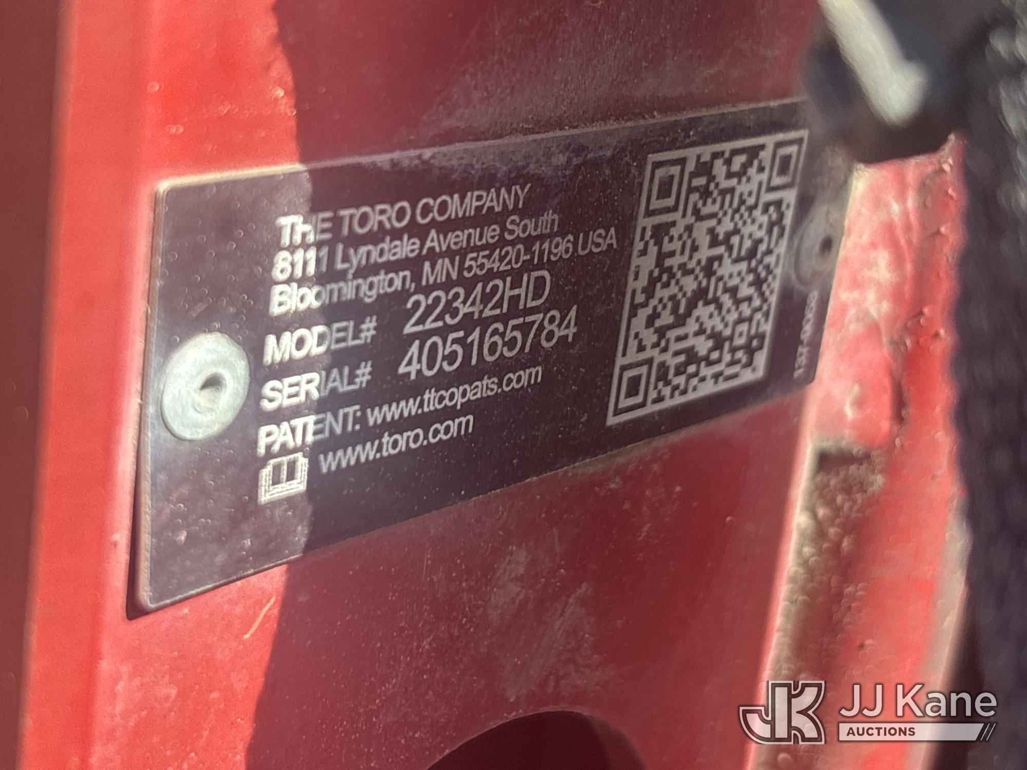 (Rome, NY) 2019 Toro Dingo Stand-Up Crawler Skid Steer Loader, sold with support trailer 1522818 Run