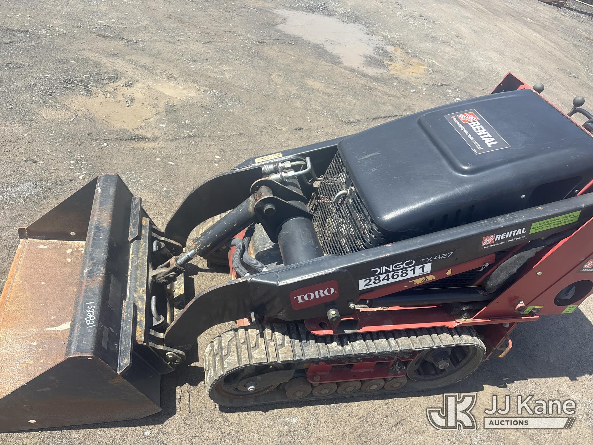 (Rome, NY) 2019 Toro Dingo Stand-Up Crawler Skid Steer Loader, sold with support trailer 1522818 Run