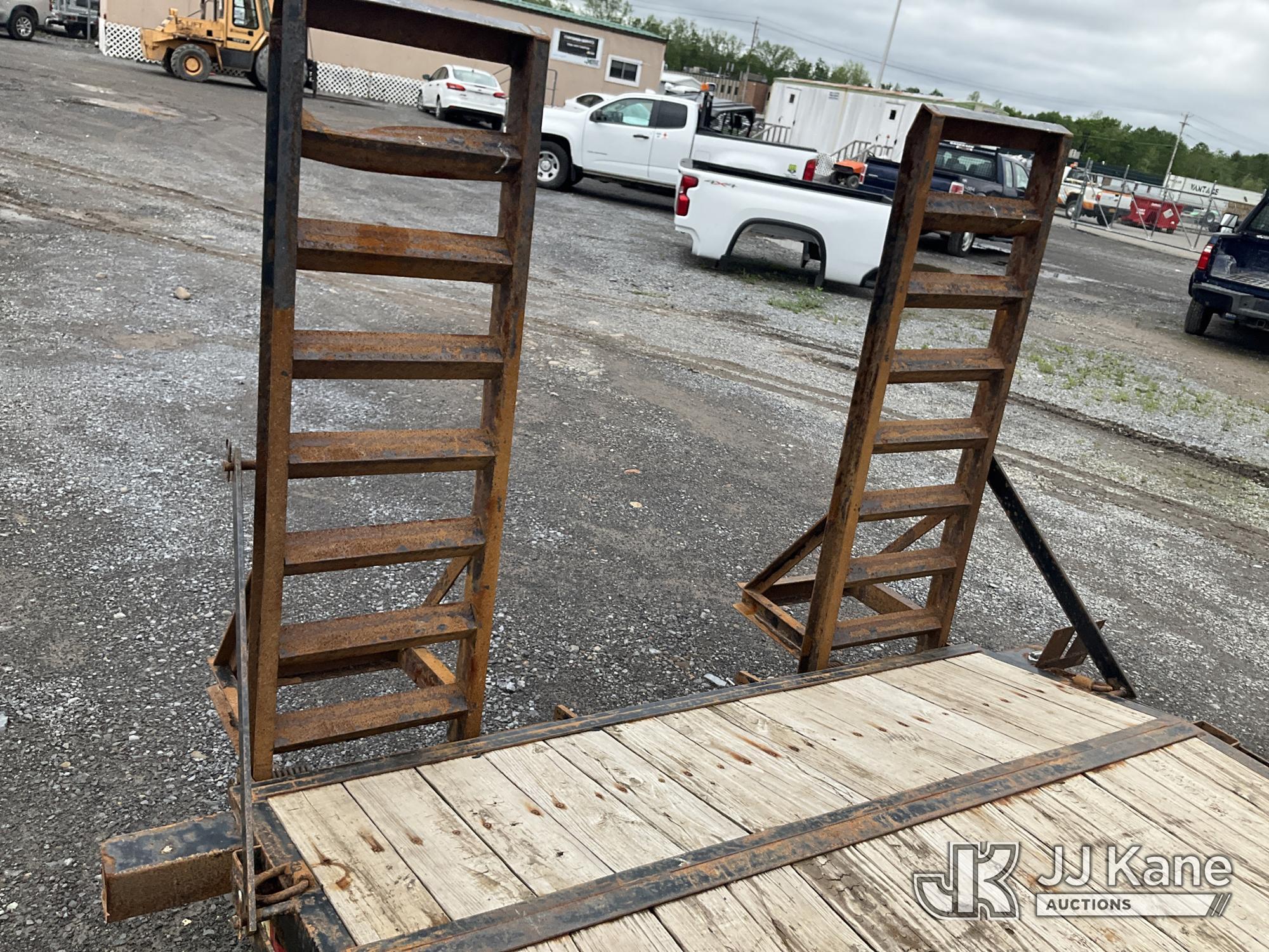 (Rome, NY) 2017 Sure-Trac ST812017-B-14G T/A Tagalong Equipment Trailer Rust Damage