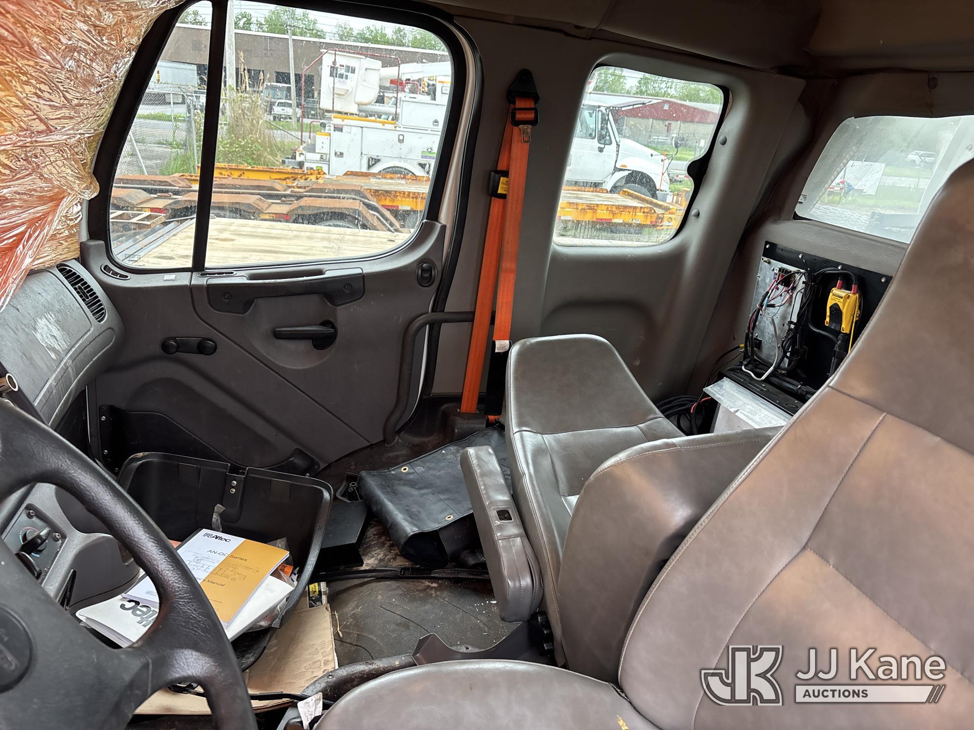 (Rome, NY) DEALER ONLY--Altec AN55E, Material Handling Bucket Truck mounted behind cab on 2019 Freig