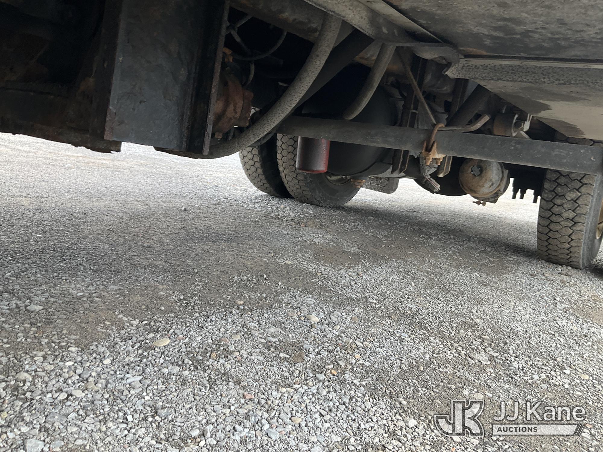 (Rome, NY) 2015 International 4300 Enclosed Utility/Air Compressor Truck Runs & Moves, Check Engine