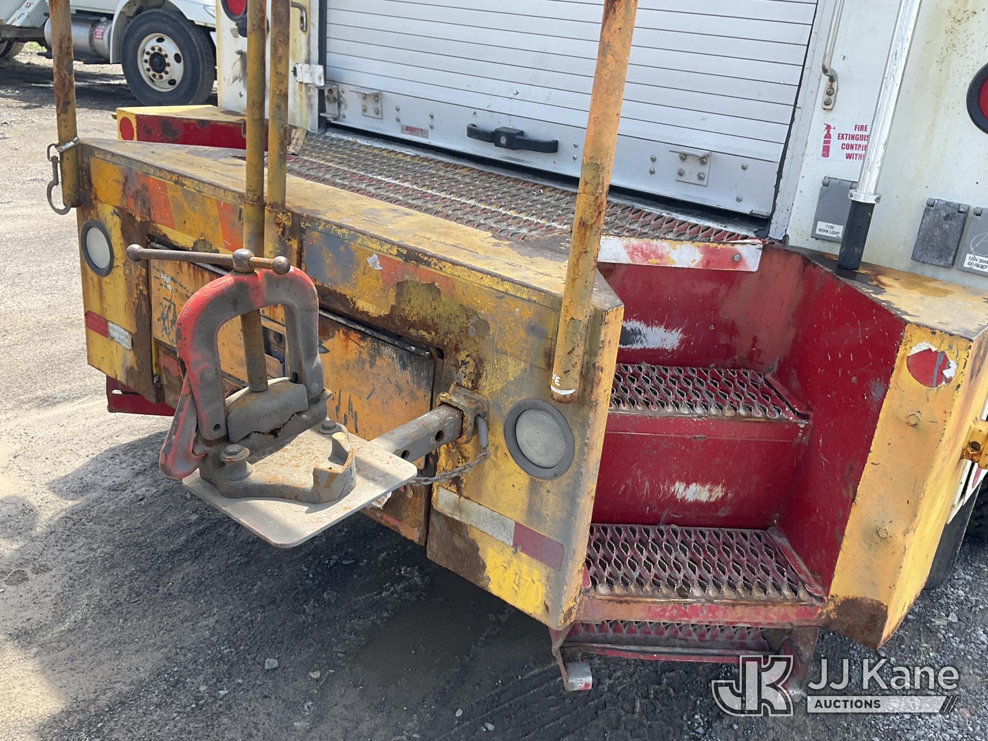 (Rome, NY) 2015 International 4300 Enclosed Utility/Air Compressor Truck Runs & Moves, Check Engine