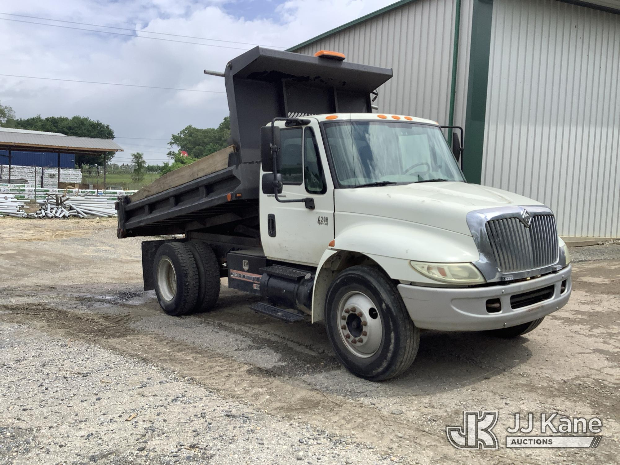 (Harmans, MD) 2007 International 4200 Dump Truck Runs, Moves & Operates, ABS Light On, Body & Rust D