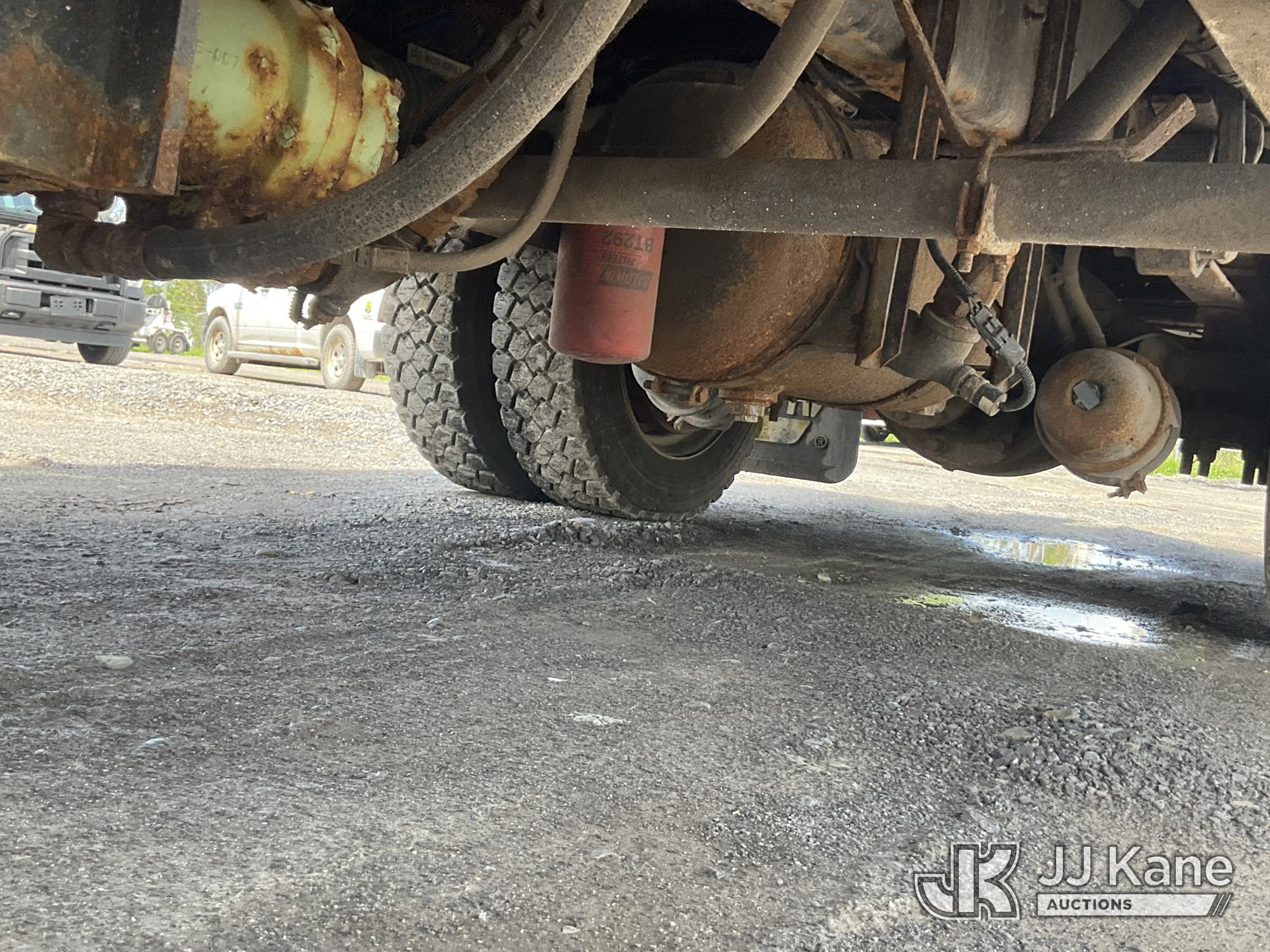 (Rome, NY) 2015 International 4300 Enclosed Utility/Air Compressor Truck Runs & Moves, Check Engine