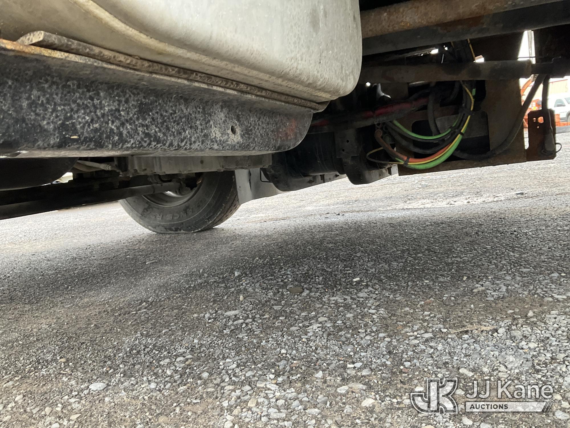 (Rome, NY) 2015 International 4300 Enclosed Utility/Air Compressor Truck Runs & Moves, Check Engine