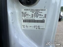 (Smock, PA) 2015 Ford F550 4x4 Chipper Dump Truck Runs, Moves & Operates, Check Engine Light On, Jum