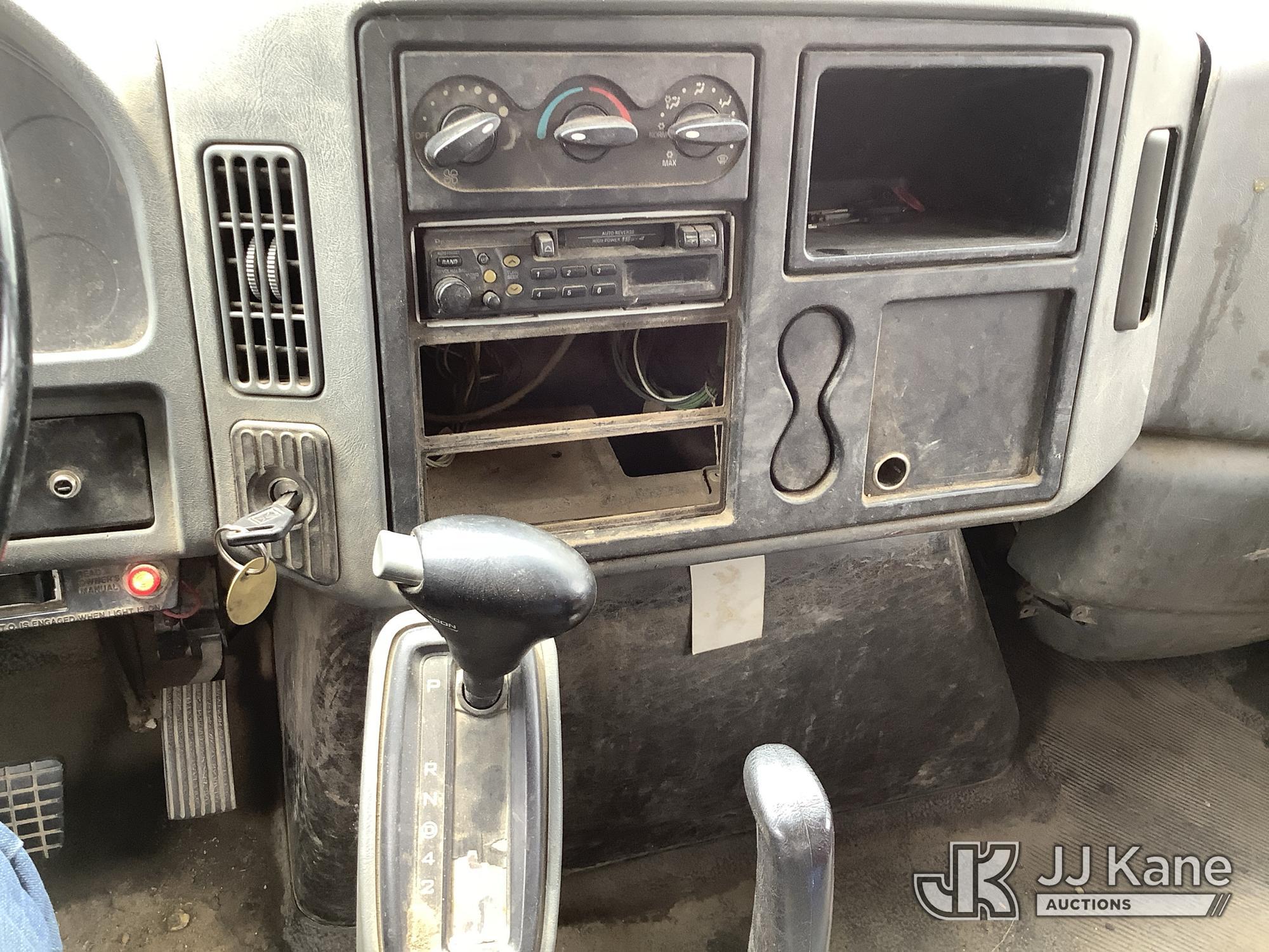 (Harmans, MD) 2007 International 4200 Dump Truck Runs, Moves & Operates, ABS Light On, Body & Rust D