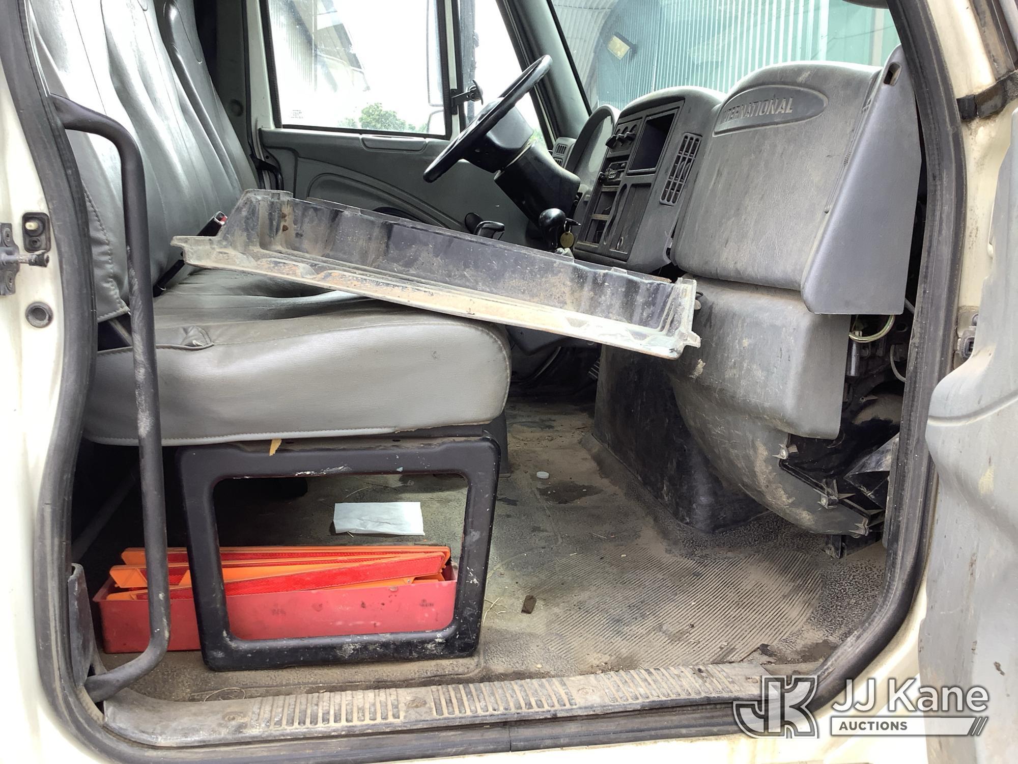 (Harmans, MD) 2007 International 4200 Dump Truck Runs, Moves & Operates, ABS Light On, Body & Rust D