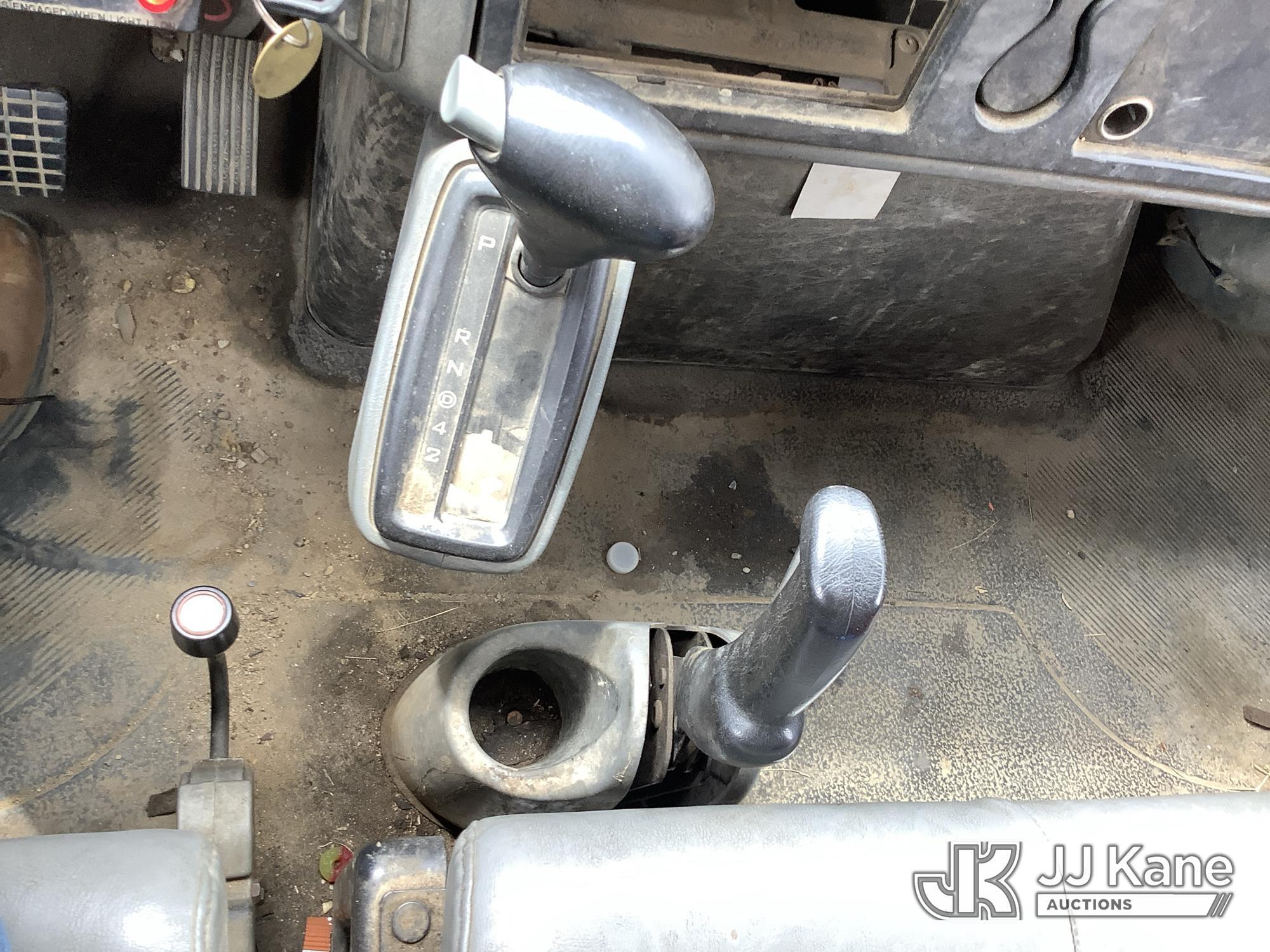 (Harmans, MD) 2007 International 4200 Dump Truck Runs, Moves & Operates, ABS Light On, Body & Rust D