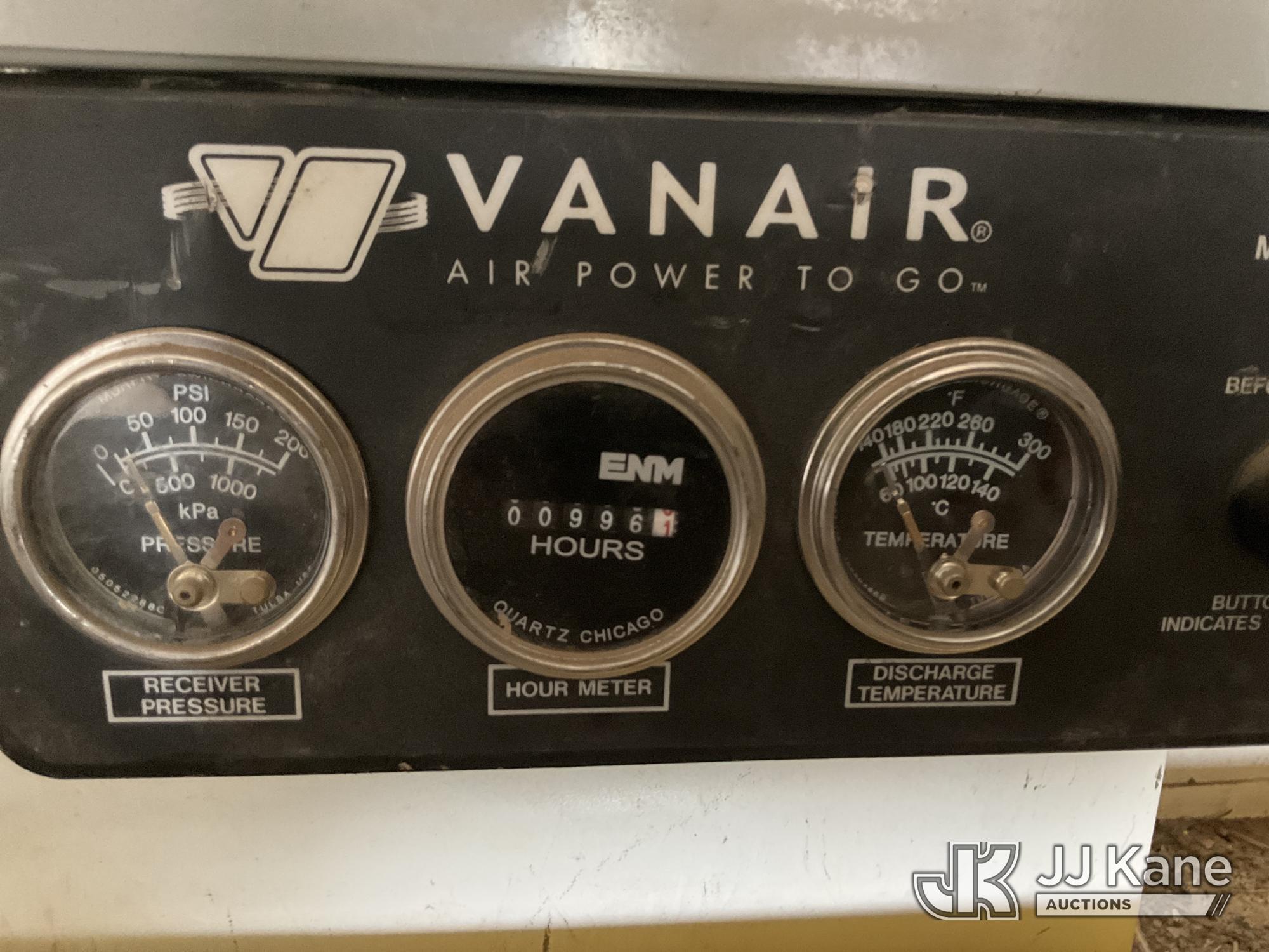 (Rome, NY) 2015 International 4300 Enclosed Utility/Air Compressor Truck Runs & Moves, Check Engine
