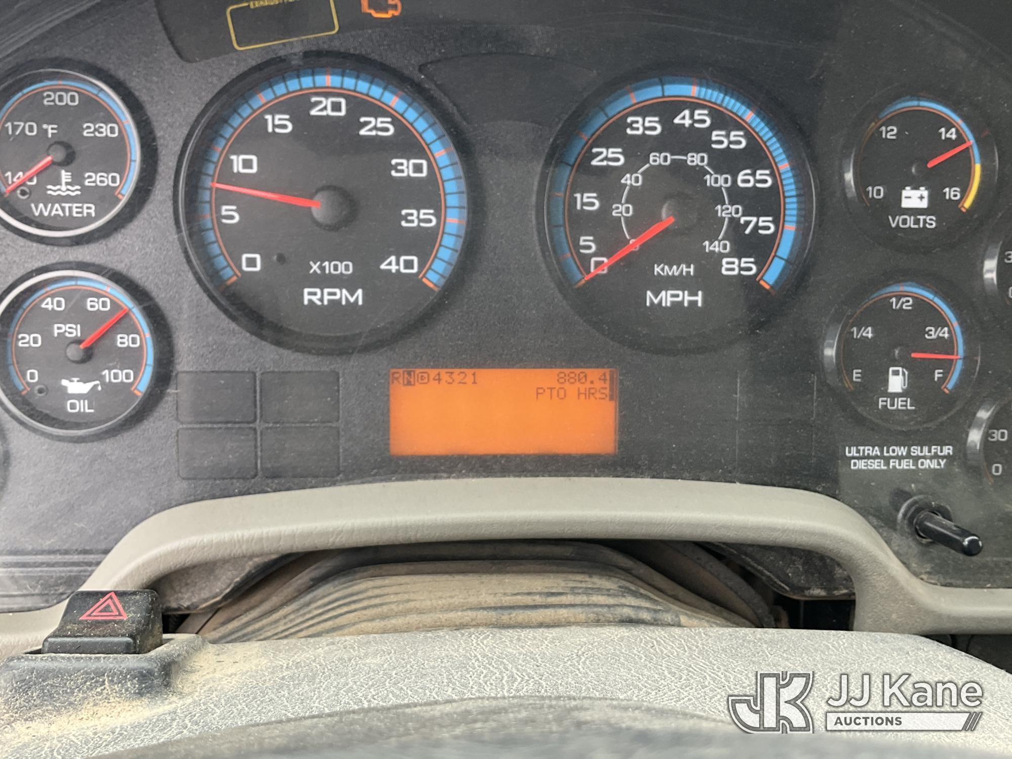 (Rome, NY) 2015 International 4300 Enclosed Utility/Air Compressor Truck Runs & Moves, Check Engine