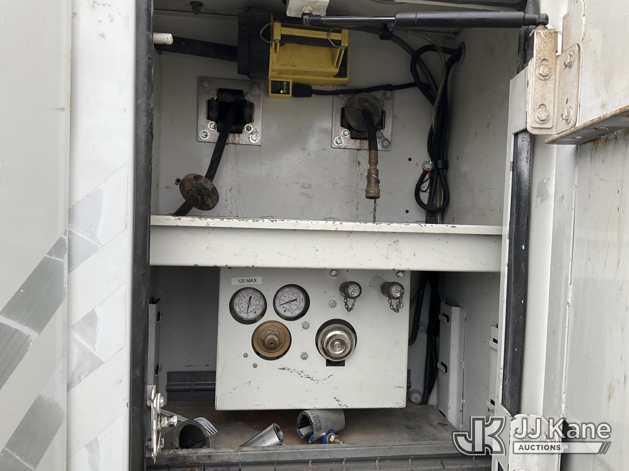 (Rome, NY) 2015 International 4300 Enclosed Utility/Air Compressor Truck Runs & Moves, Check Engine