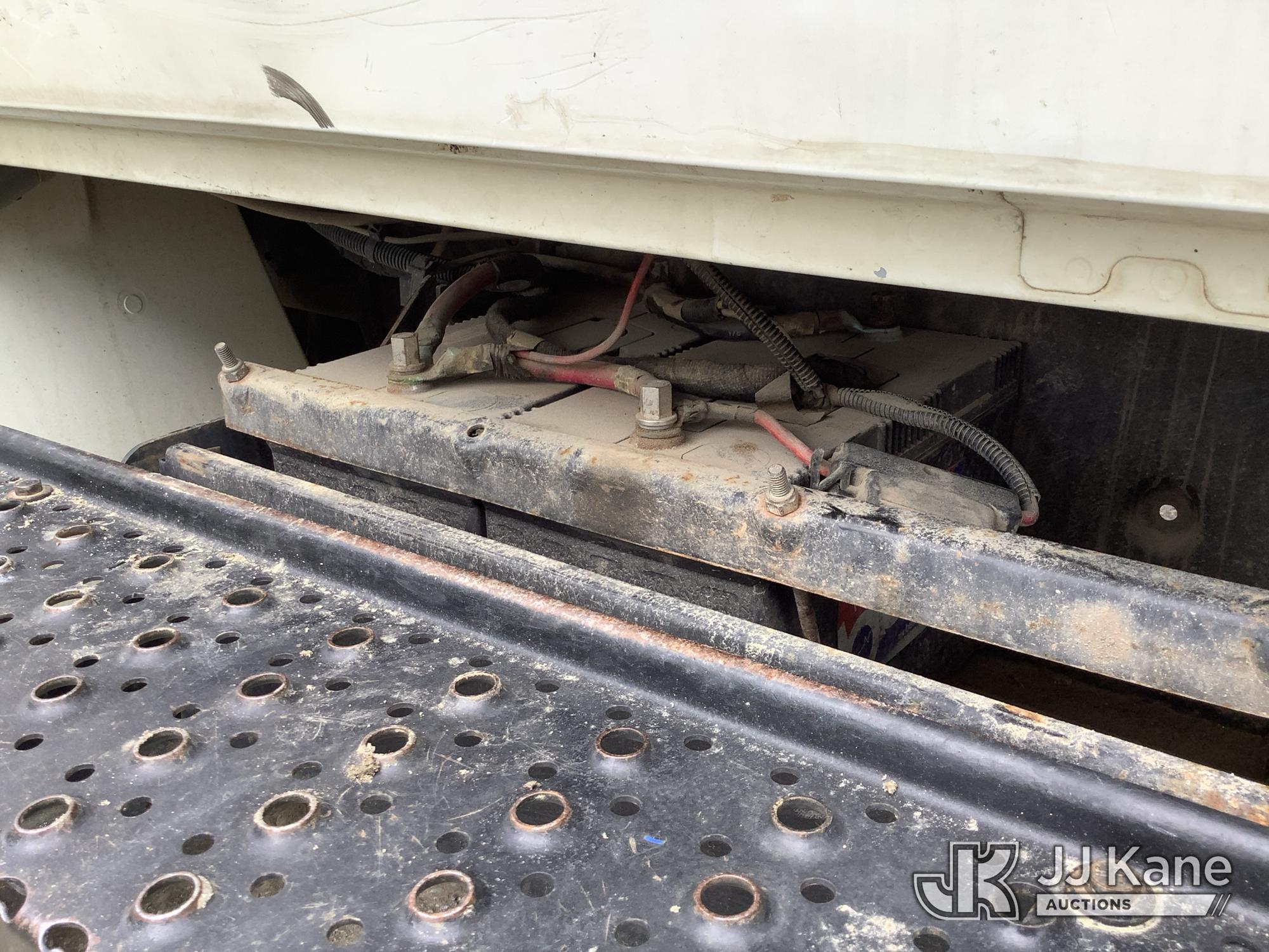 (Harmans, MD) 2007 International 4200 Dump Truck Runs, Moves & Operates, ABS Light On, Body & Rust D