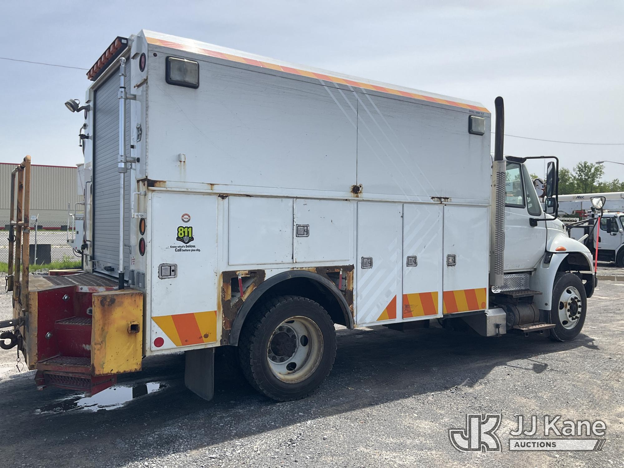 (Rome, NY) 2015 International 4300 Enclosed Utility/Air Compressor Truck Runs & Moves, Check Engine