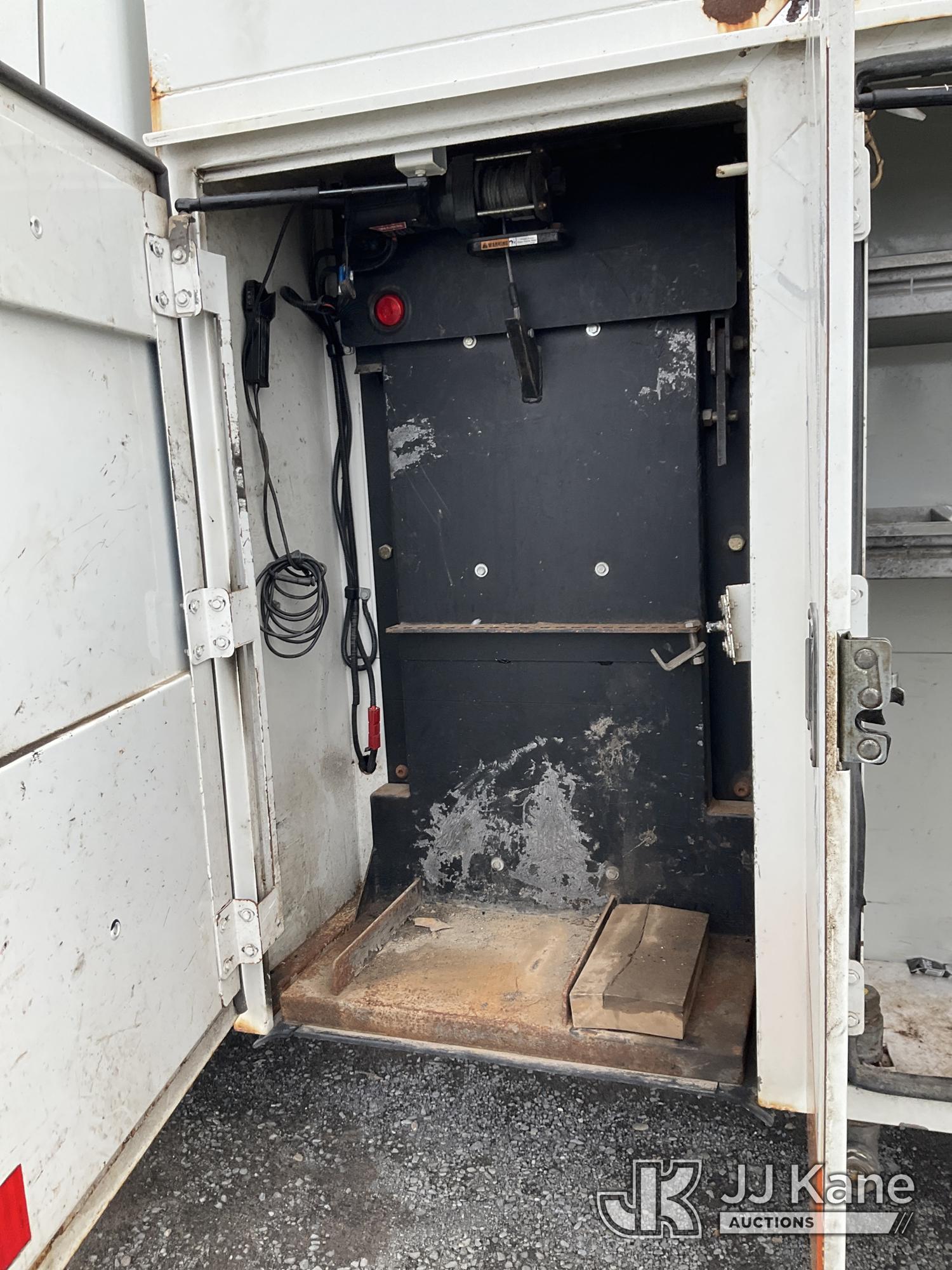 (Rome, NY) 2015 International 4300 Enclosed Utility/Air Compressor Truck Runs & Moves, Check Engine