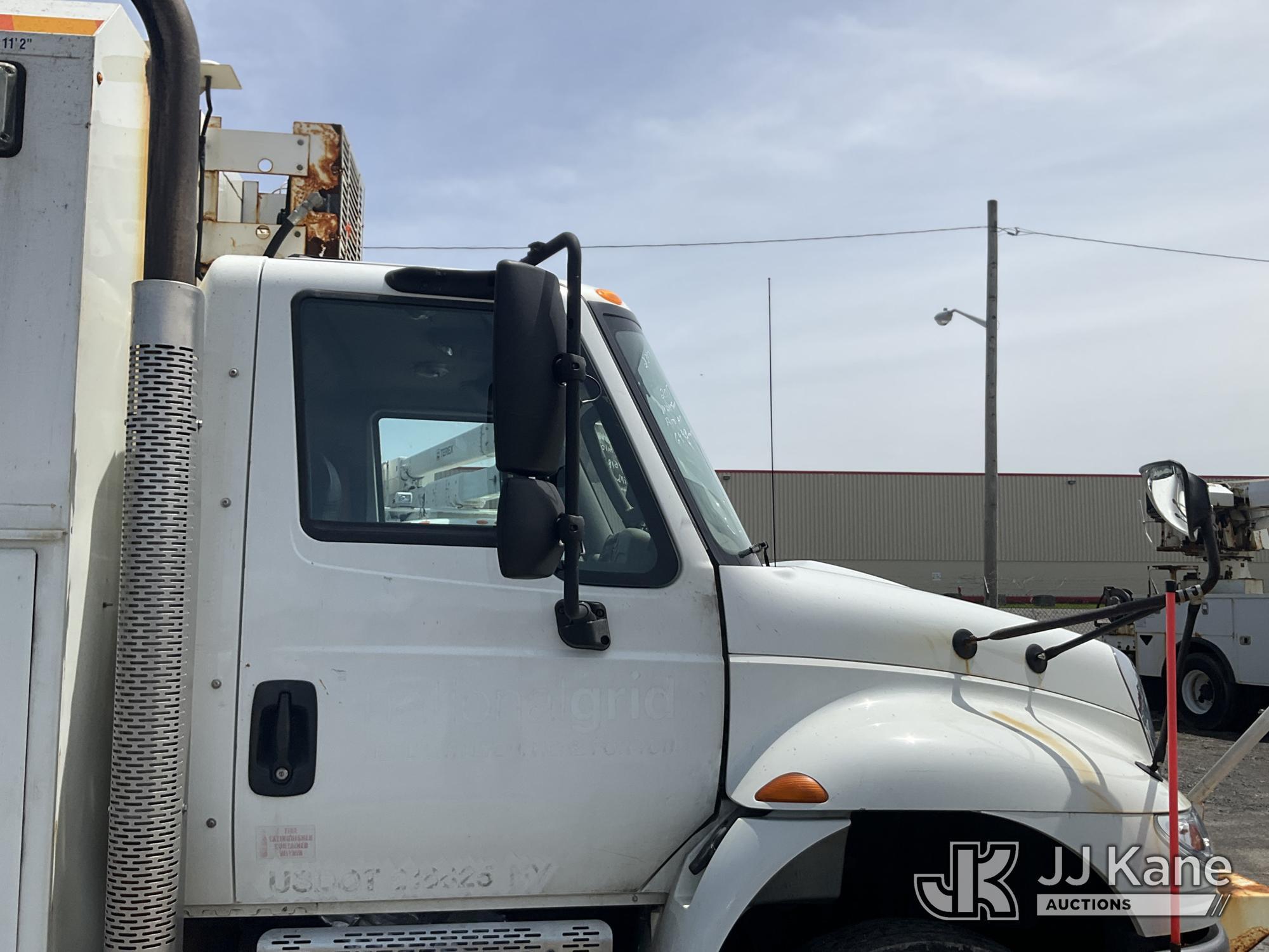 (Rome, NY) 2015 International 4300 Enclosed Utility/Air Compressor Truck Runs & Moves, Check Engine