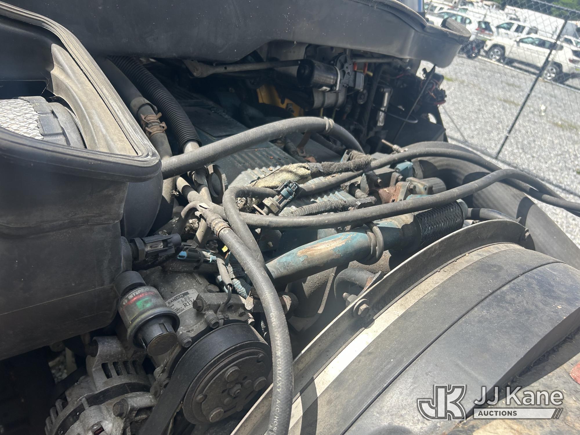 (Hagerstown, MD) 2006 International 4300 Flatbed/Attenuator Truck Not Running, No Power, Condition U