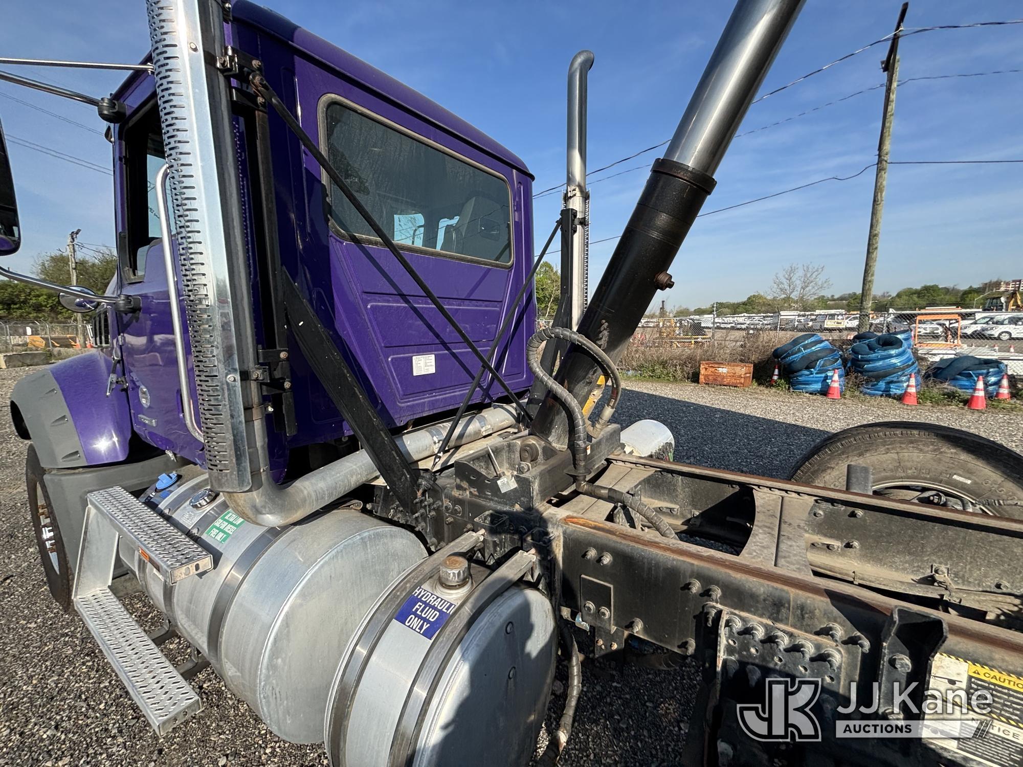 (Plymouth Meeting, PA) 2021 Mack Granite Tri/Axle Dump Truck Danella Unit) (Runs Moves & Dump Operat