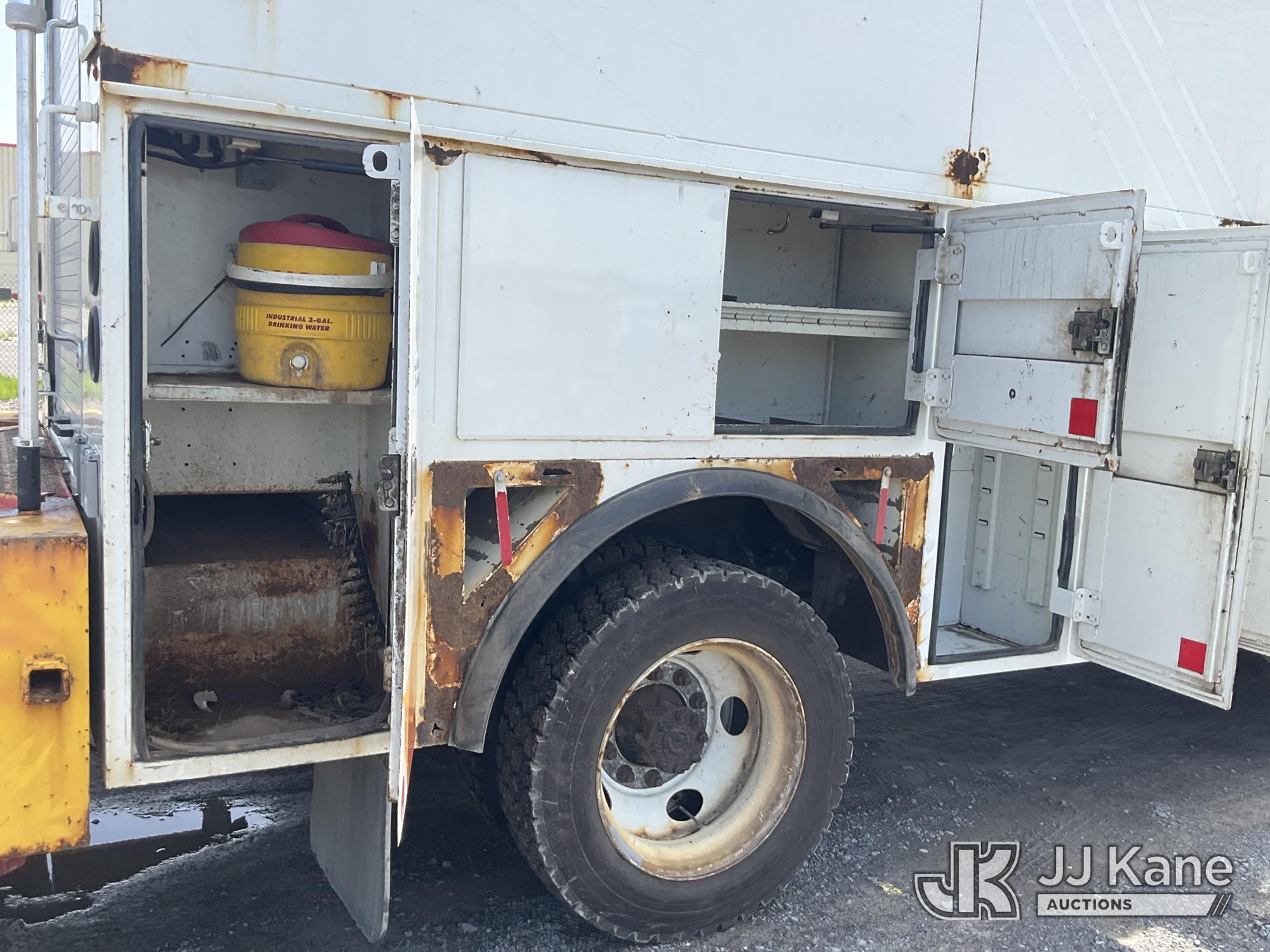 (Rome, NY) 2015 International 4300 Enclosed Utility/Air Compressor Truck Runs & Moves, Check Engine